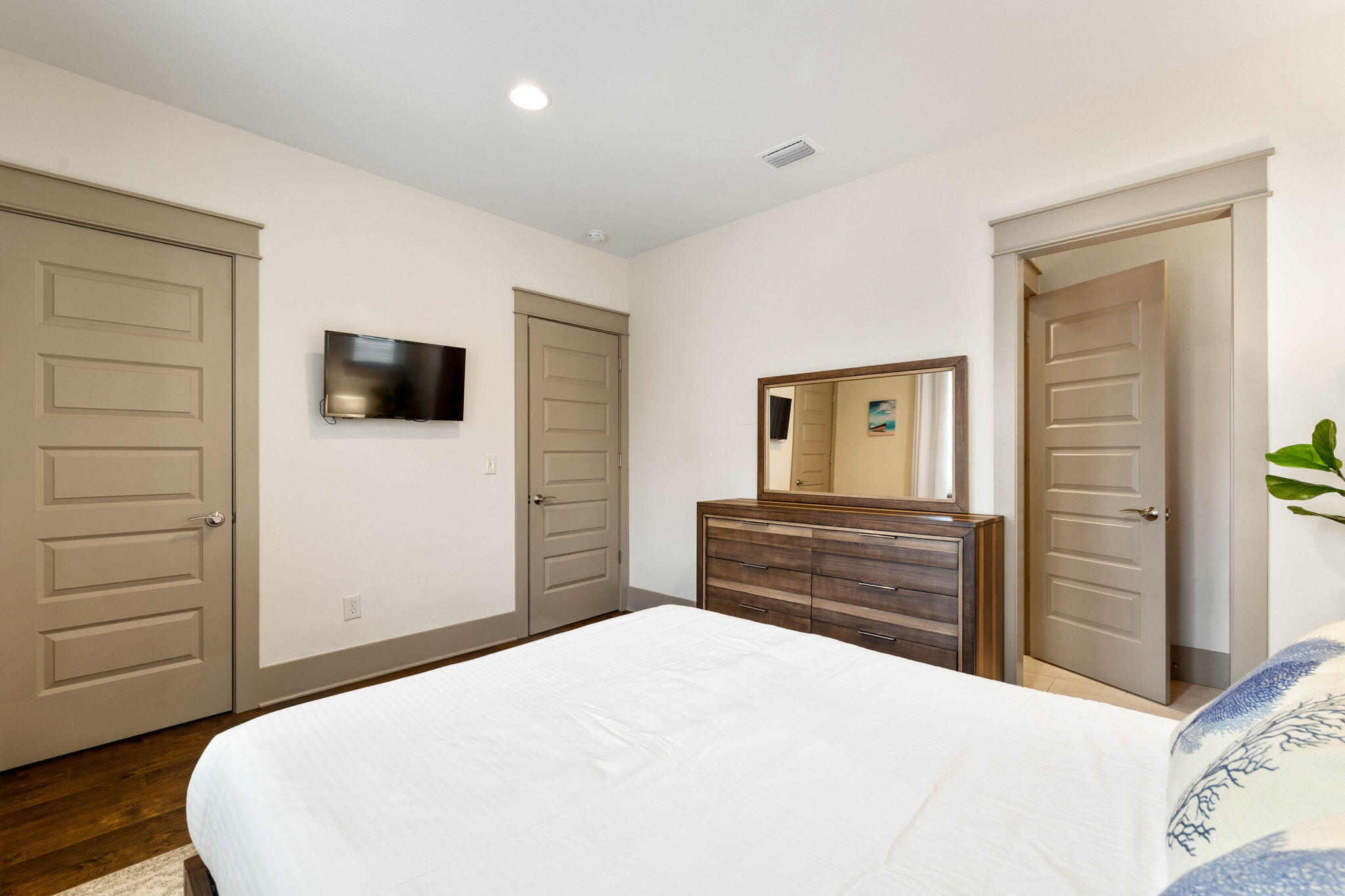 HIGHLAND PARKS - Residential