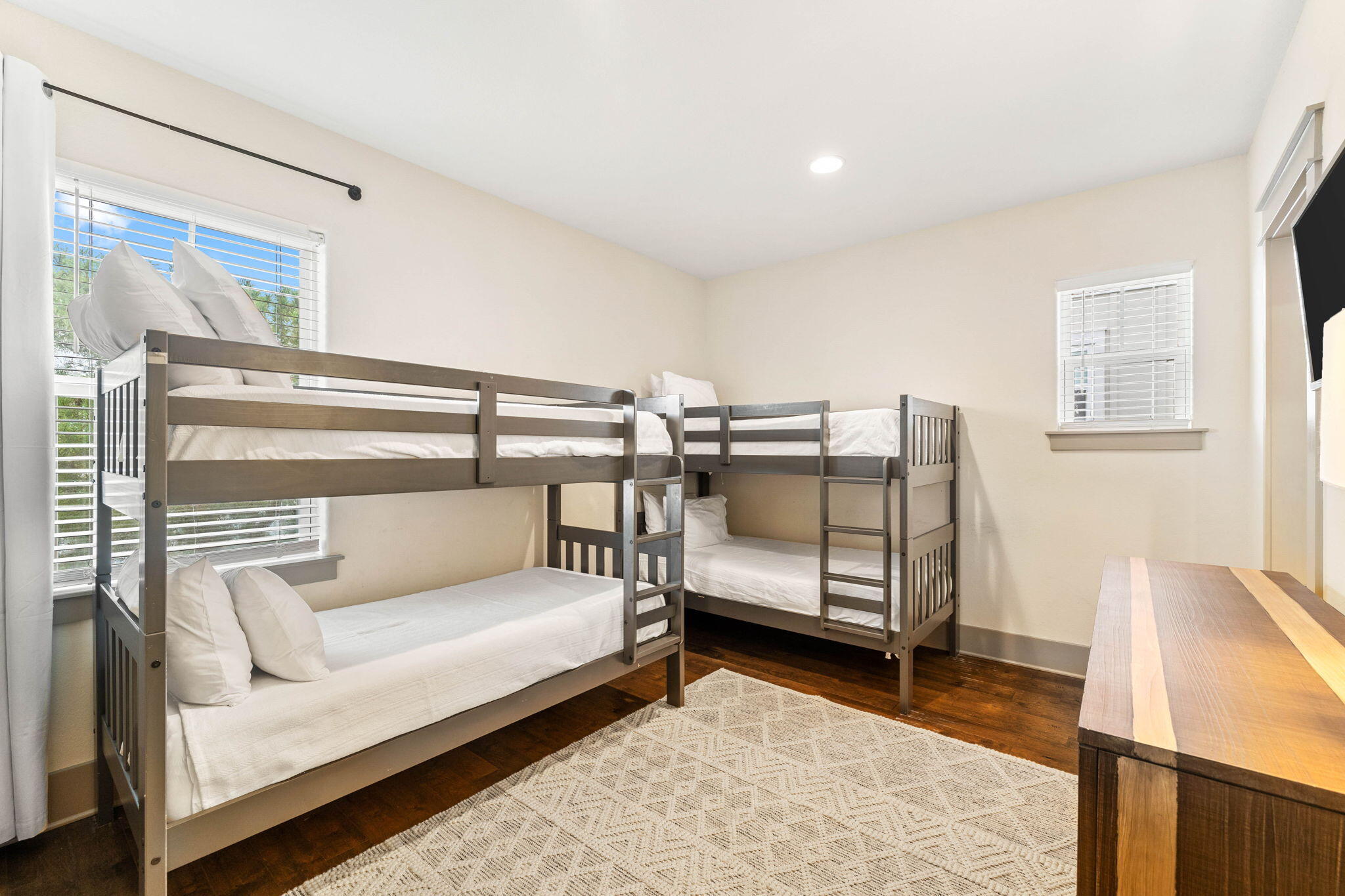 HIGHLAND PARKS - Residential