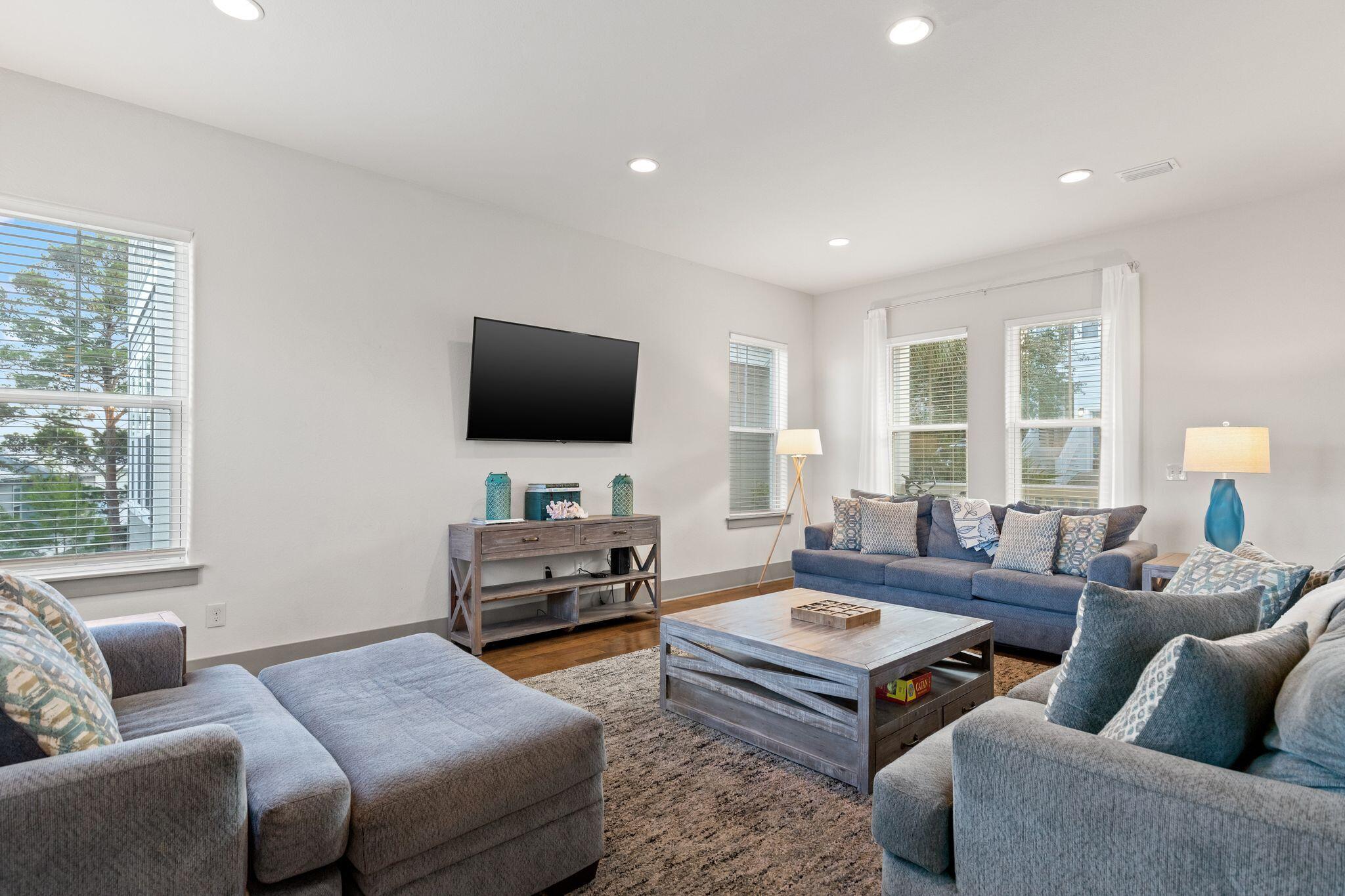 HIGHLAND PARKS - Residential