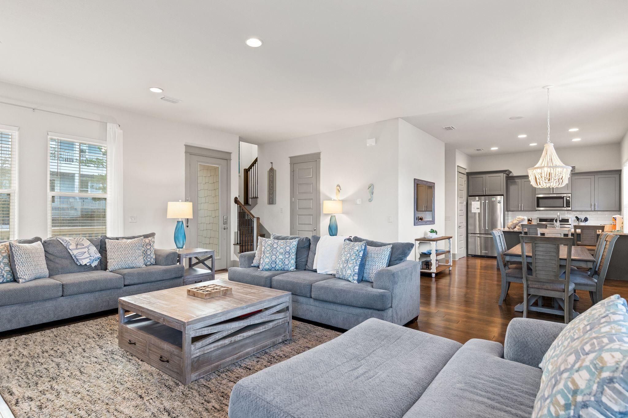 HIGHLAND PARKS - Residential