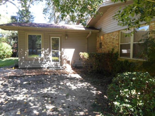 Country Club Estates - Residential