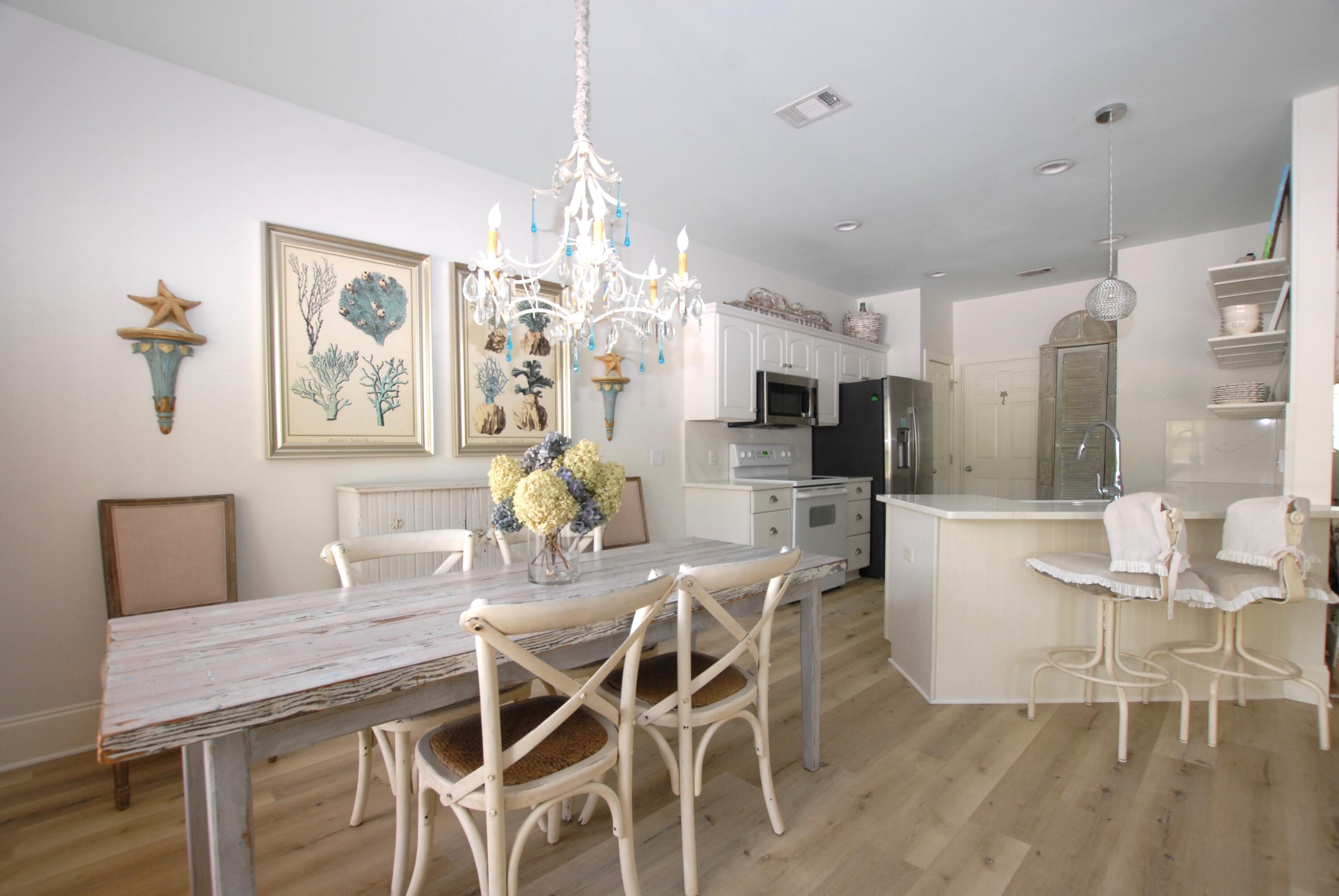 BLUE MOUNTAIN BEACH - Residential