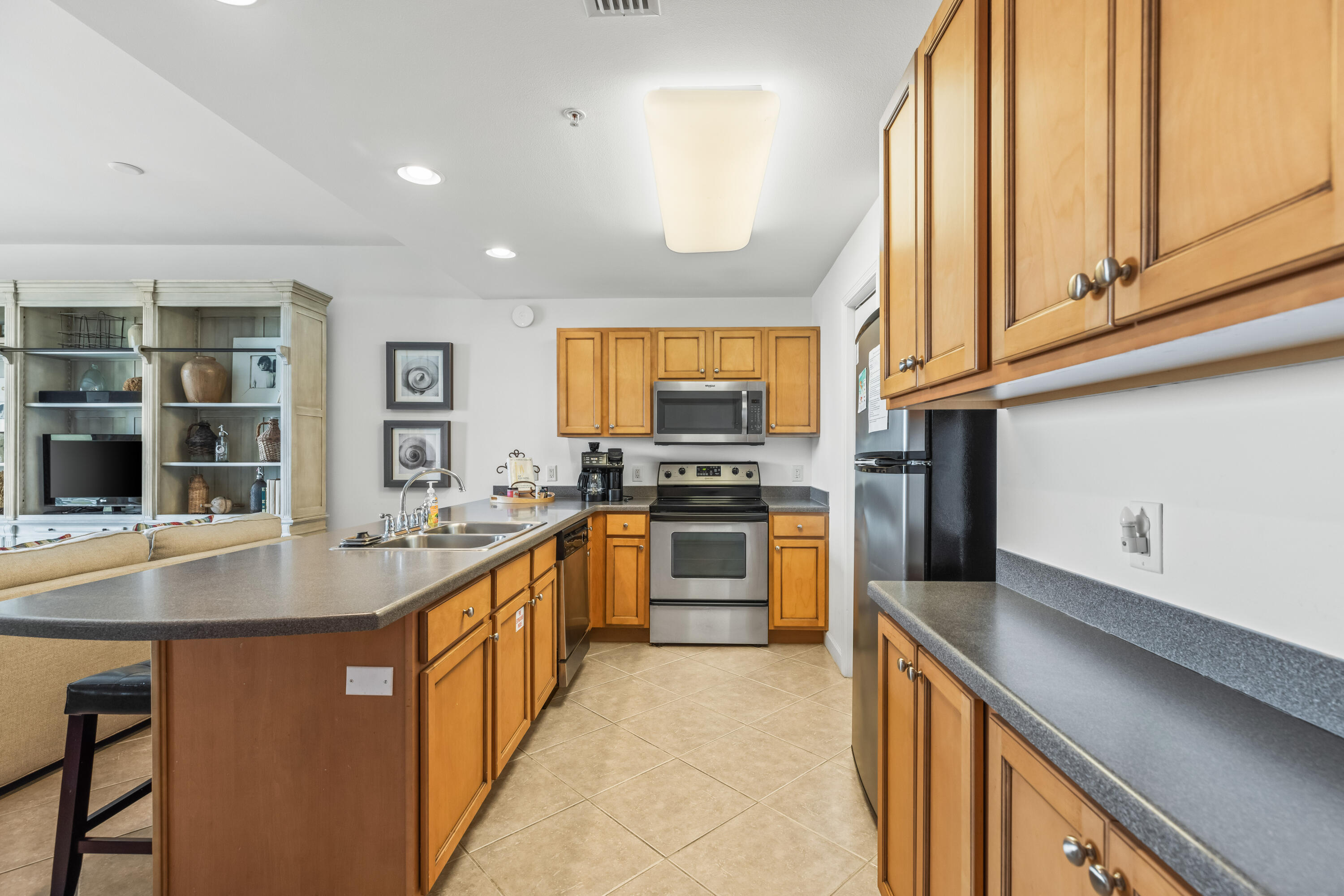 BEACH RESORT - Residential