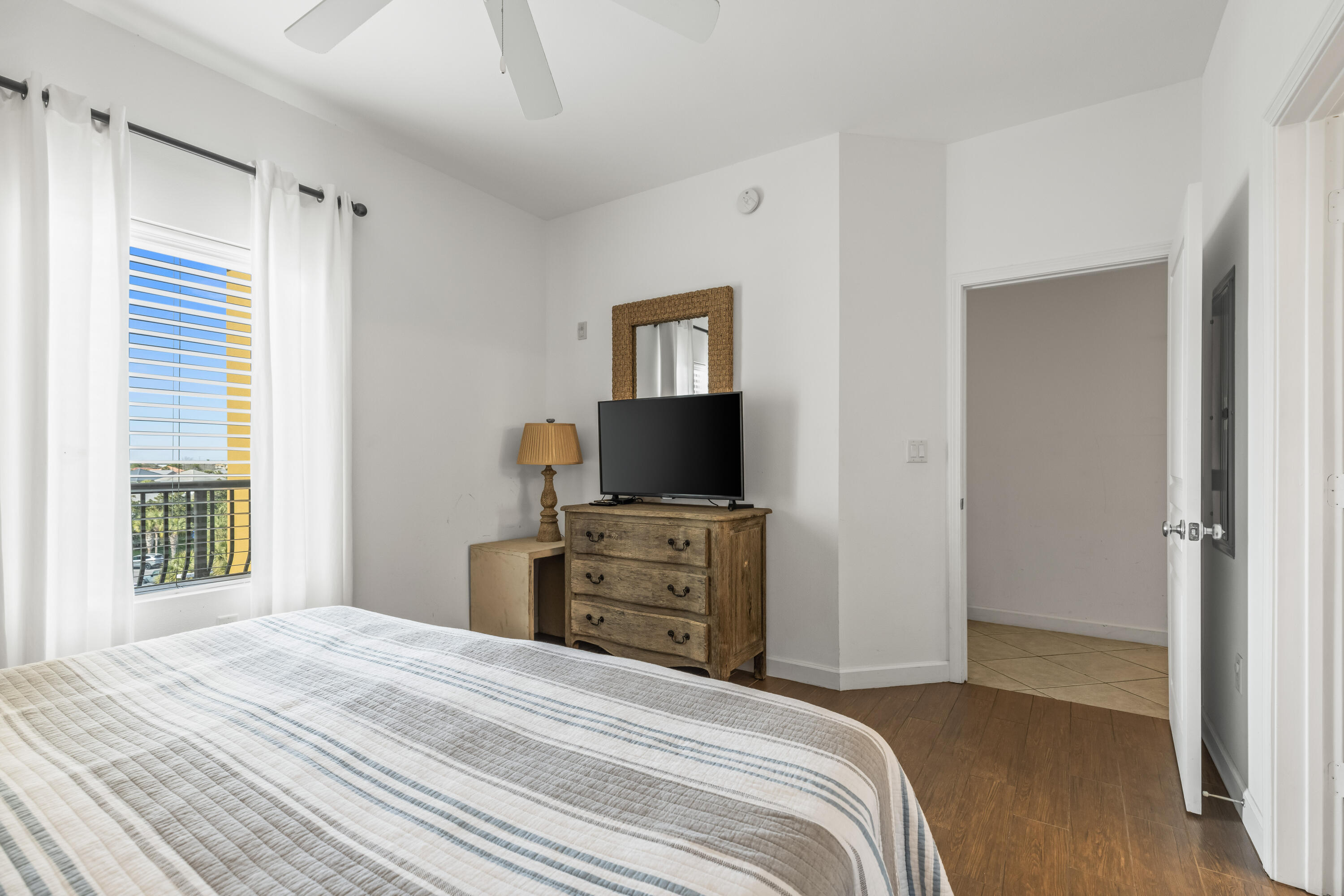 BEACH RESORT - Residential