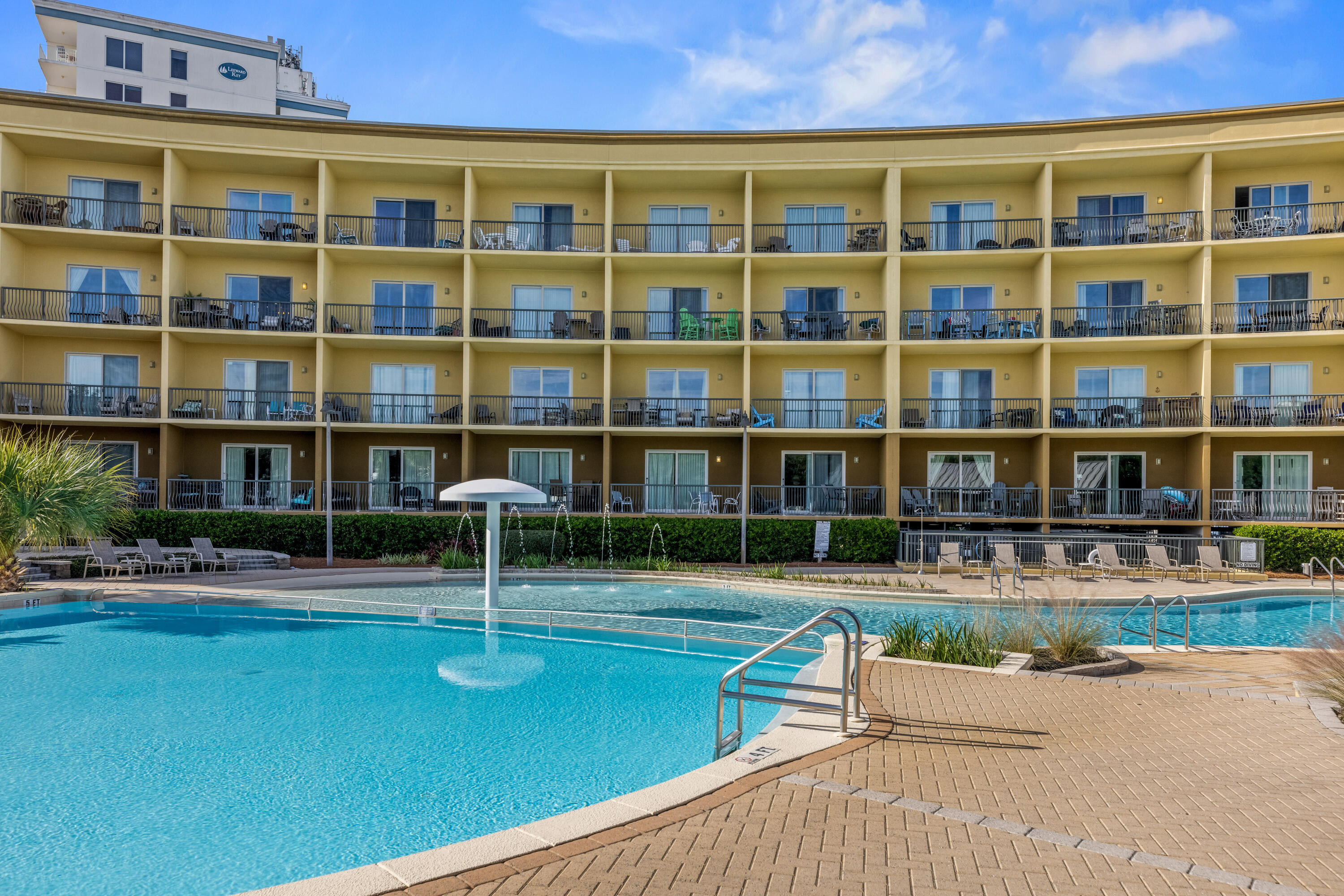 BEACH RESORT - Residential