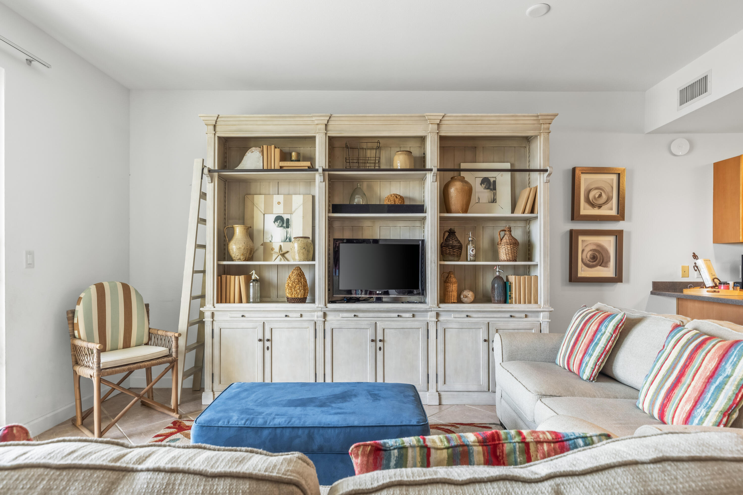 BEACH RESORT - Residential