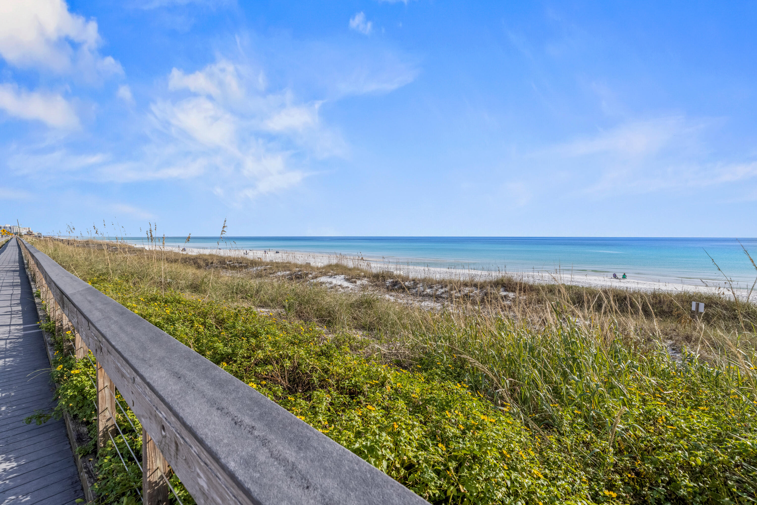 BEACH RESORT - Residential