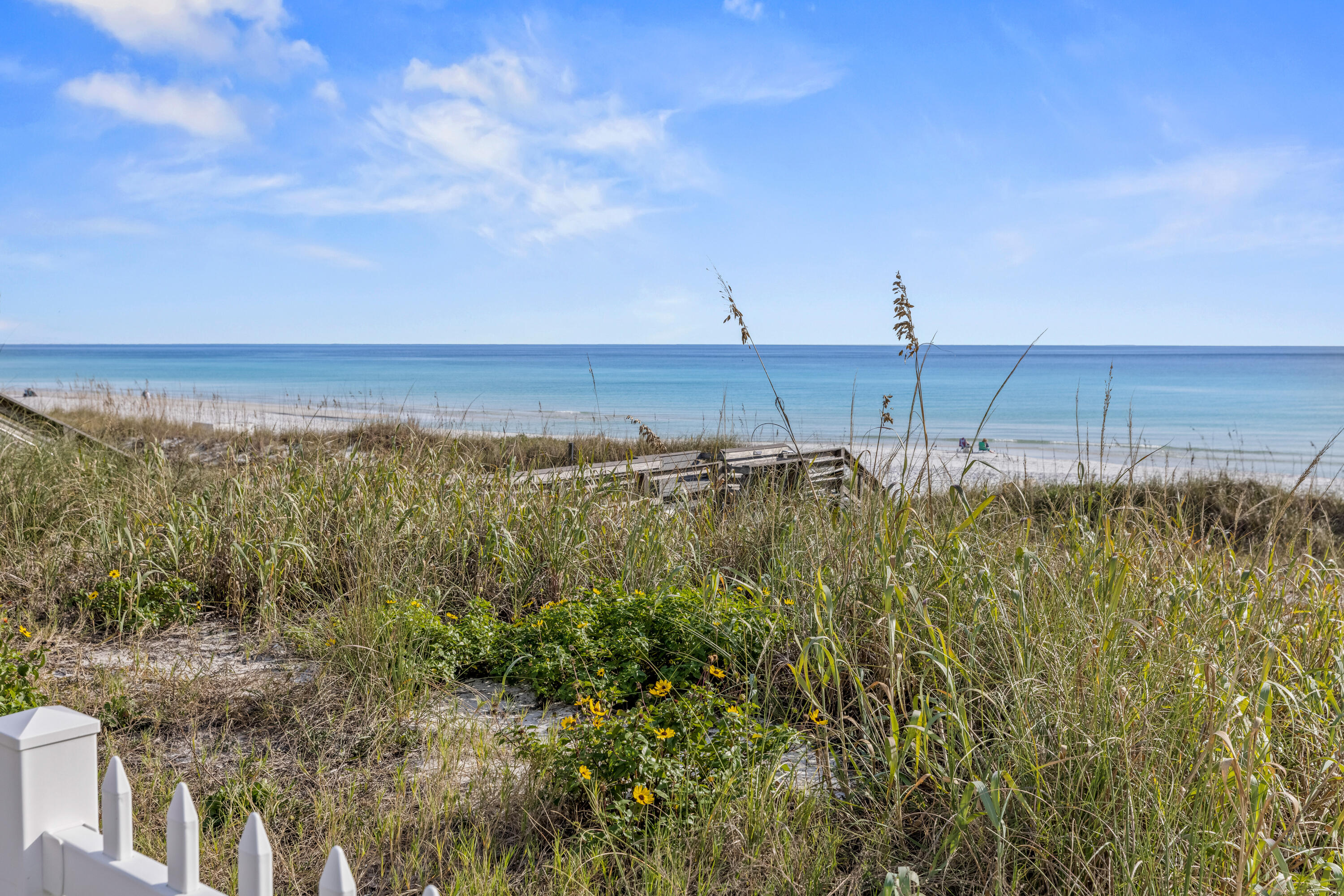 BEACH RESORT - Residential