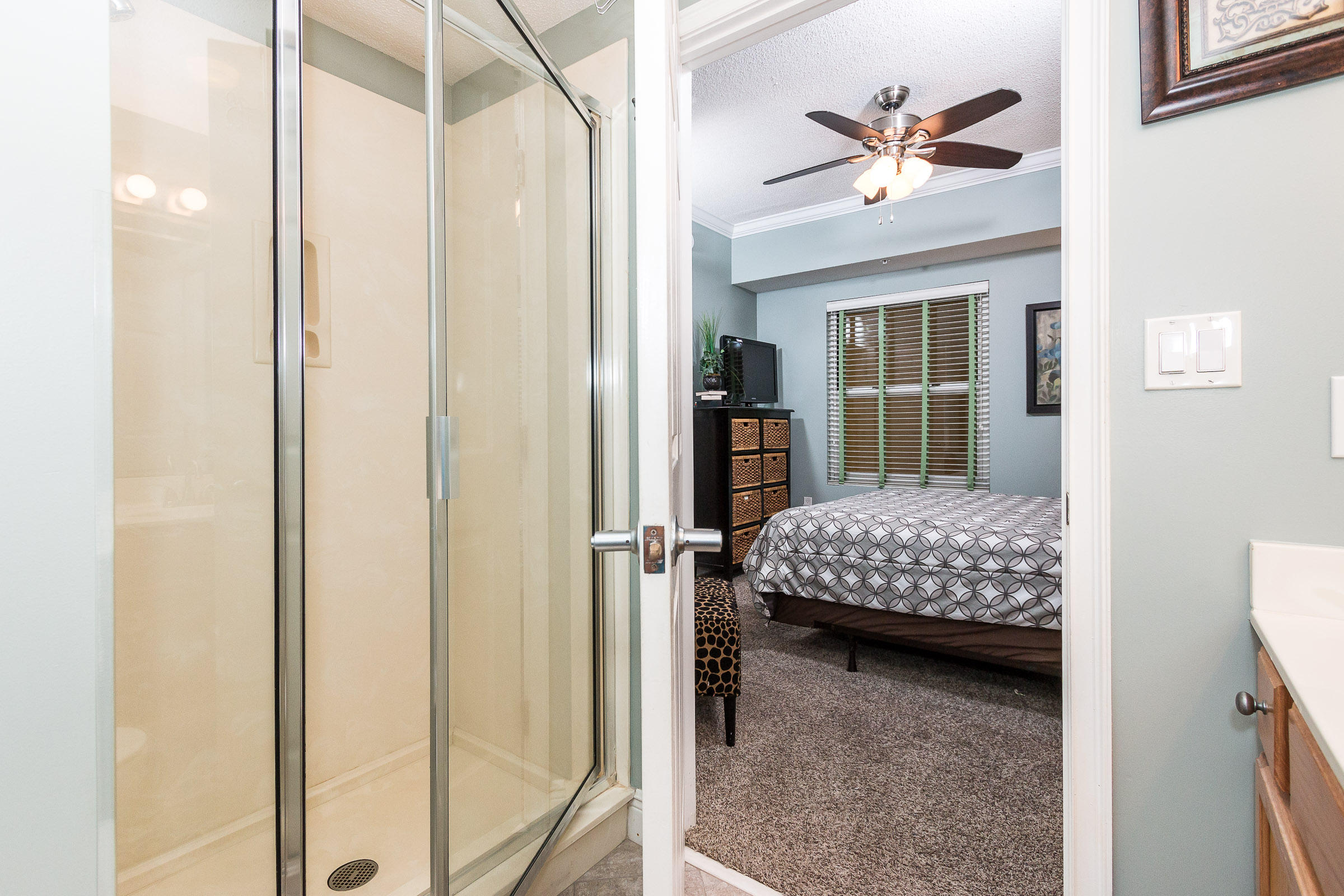 WATERS EDGE - Residential