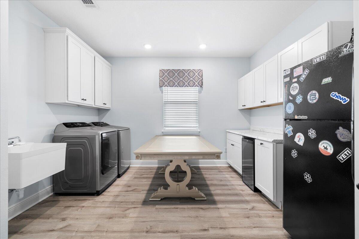 WINDSWEPT ESTATES - Residential