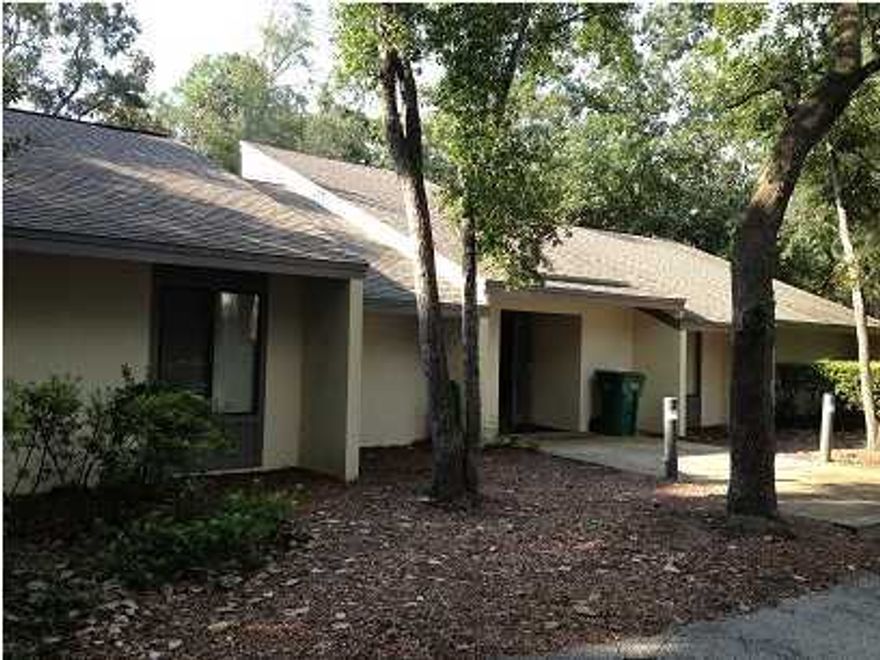 This freestanding office building in the heart of the Bluewater Bay neighborhood is just over 2800 SF. It is a very quiet office environment with a gracious parking area. This building consists of a large open reception area, 4 offices, conference area, kitchen and men & women's restrooms. This type office environment could serve that established business that doesn't require tremendous walk-in traffic and exposure. Signage is available along Bay Drive for this building. This is a Triple Net lease at $1200 per month plus $600 per month for HOA & Taxes plus 6% sales tax. Call Brett Stuart for showing instructions.