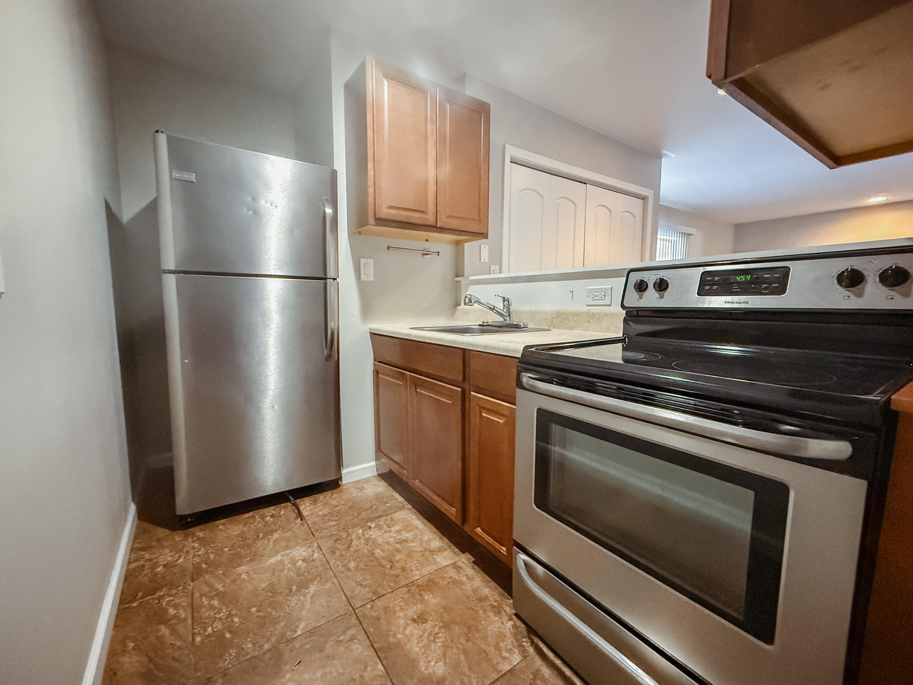 SPANISH VILLAS CONDO - Residential Lease