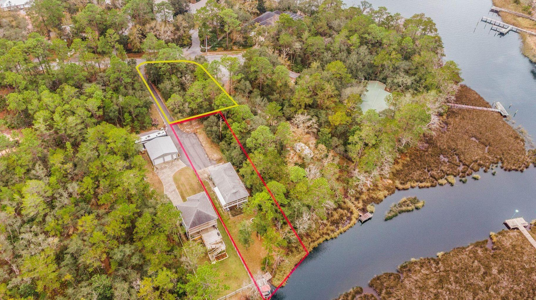 MCLEAN'S UNRECD - Land