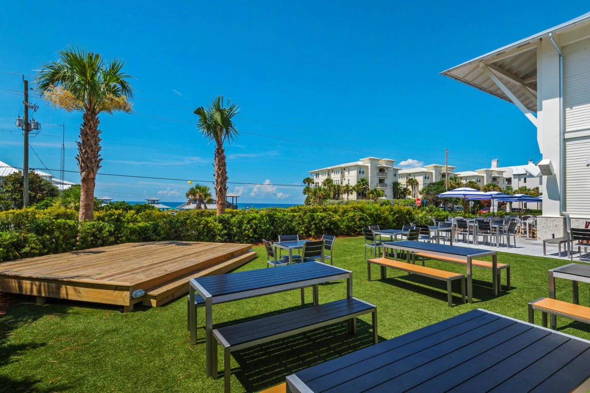 GULF PLACE RESIDENCES - Residential