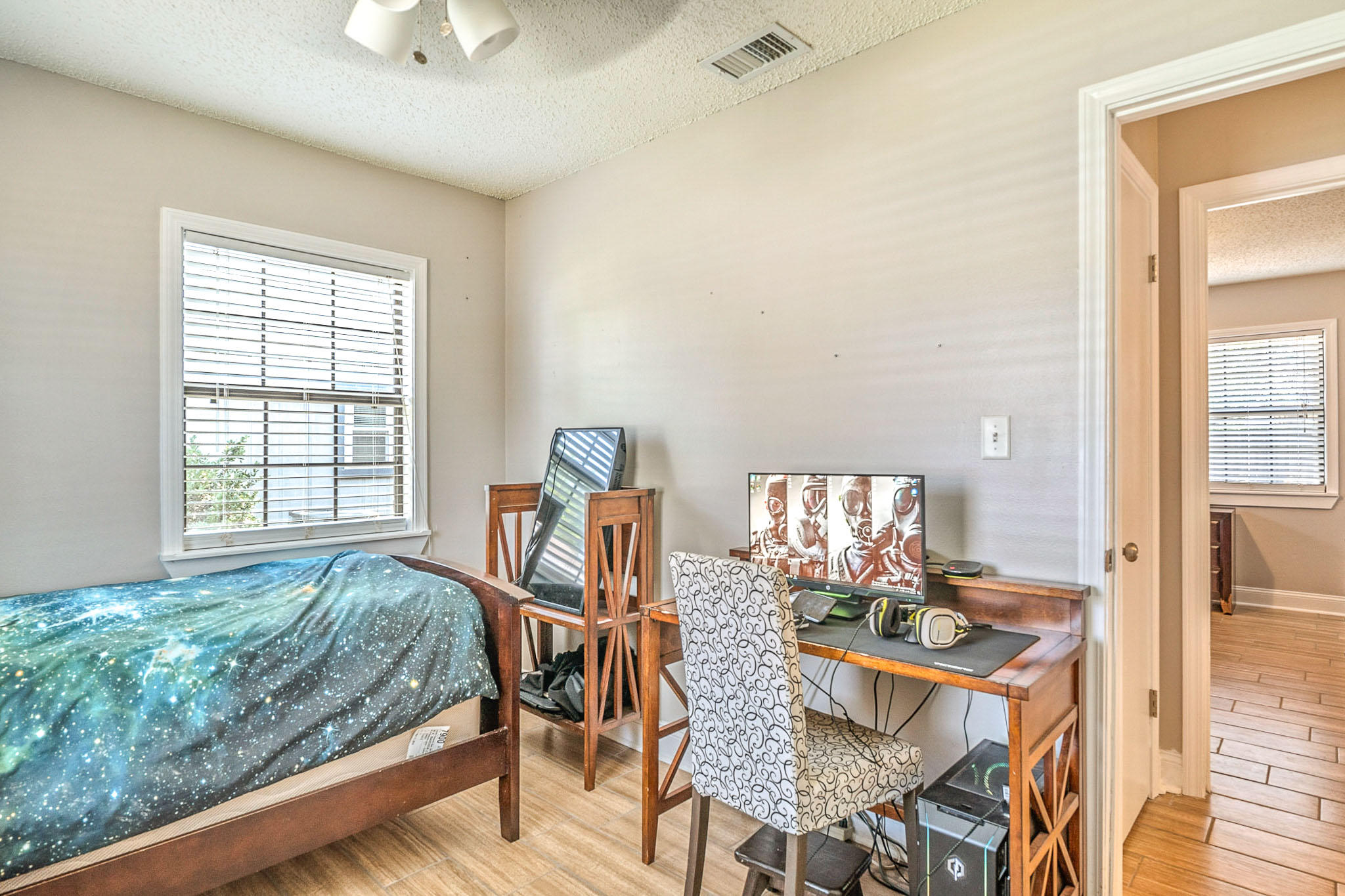 CHATEAU PRES DE LA MER - Residential