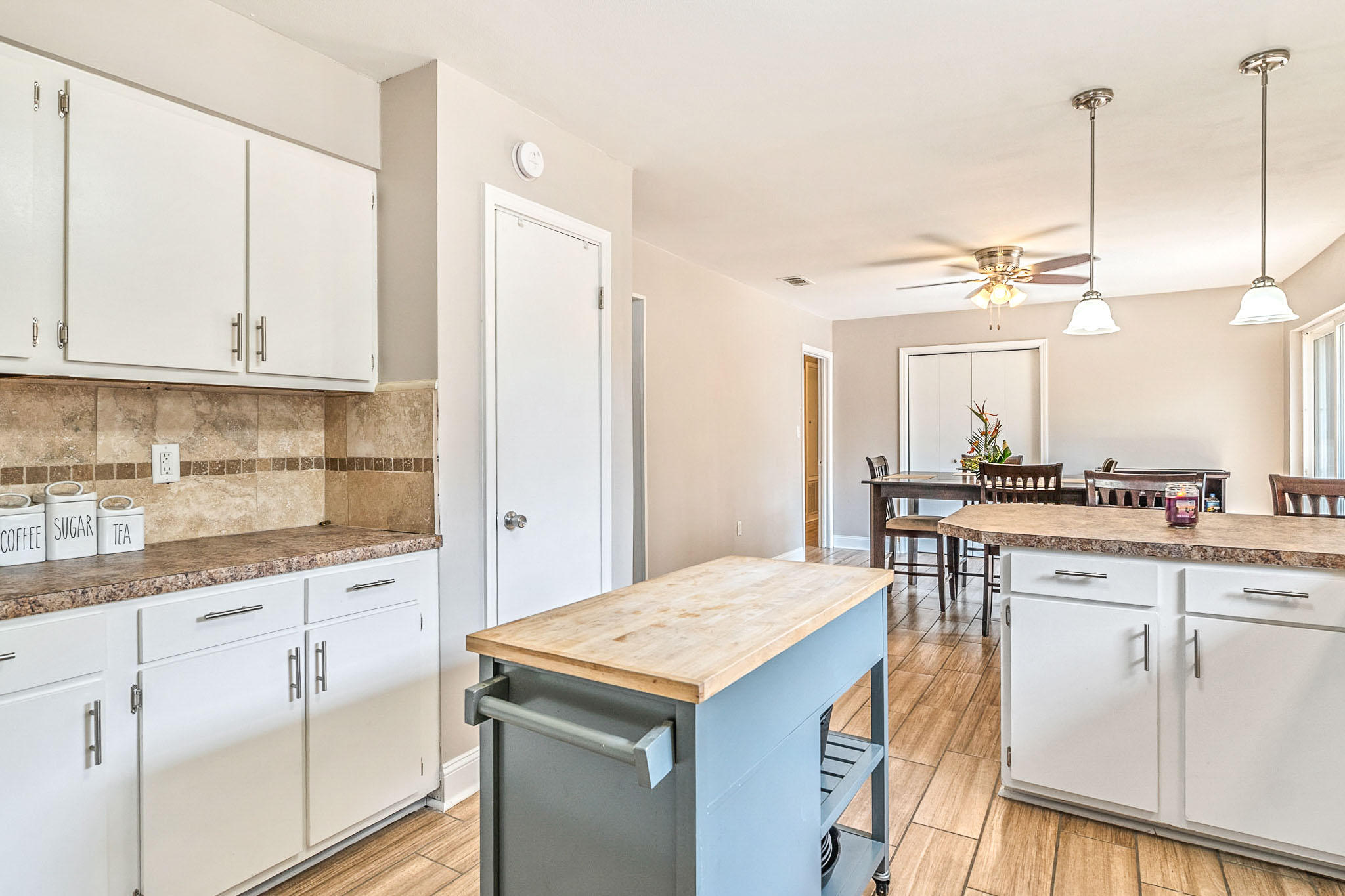 CHATEAU PRES DE LA MER - Residential