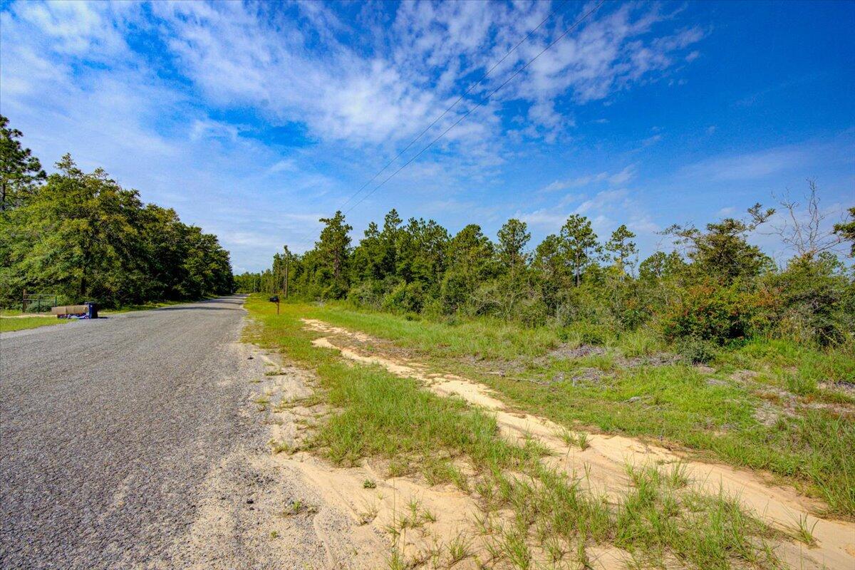 METES & BOUNDS - Land