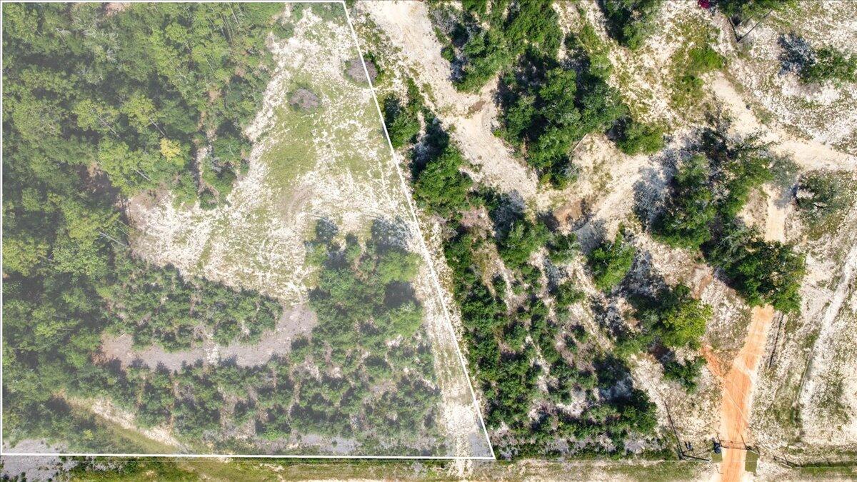 METES & BOUNDS - Land