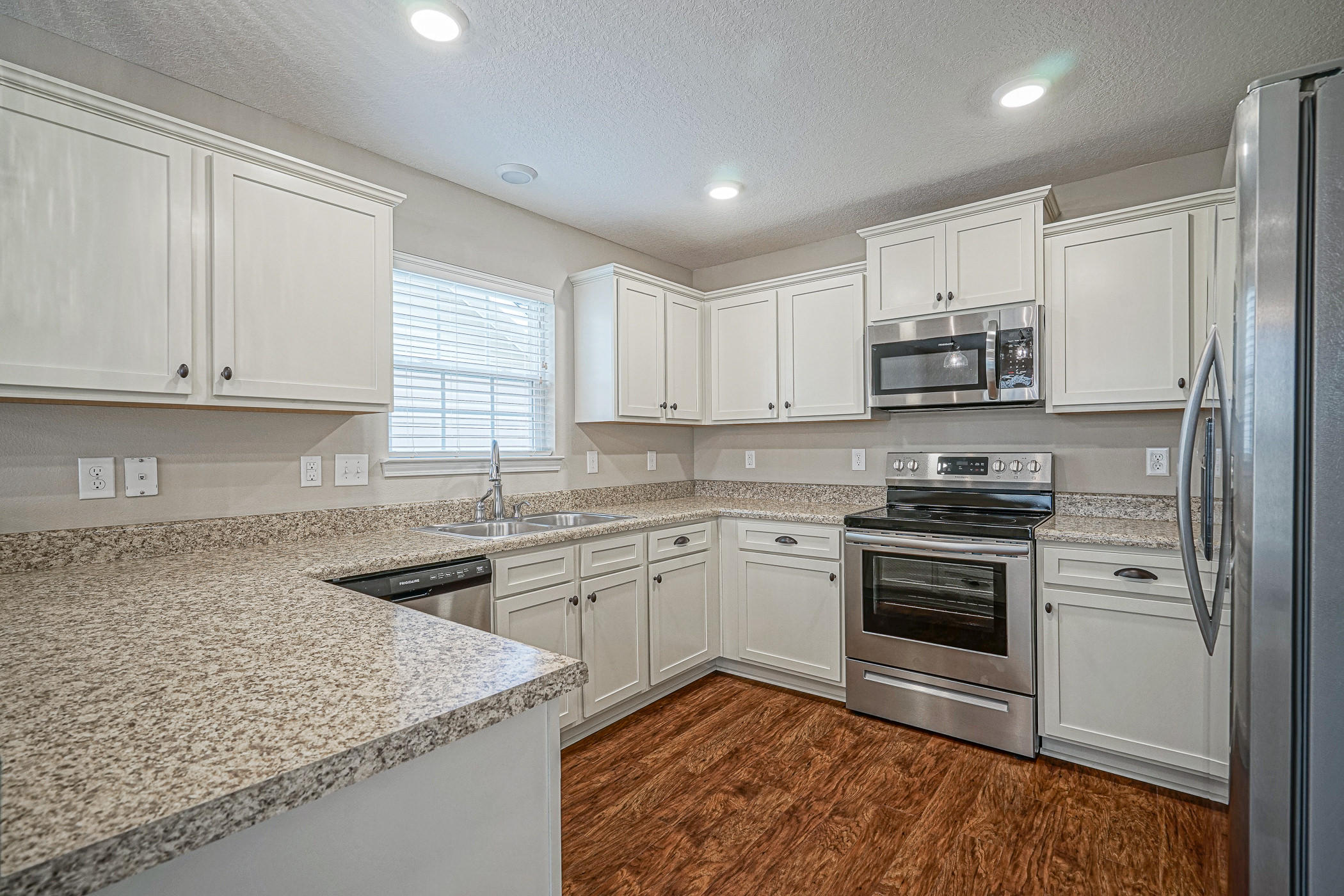 STILLWELL SOUTH - Residential