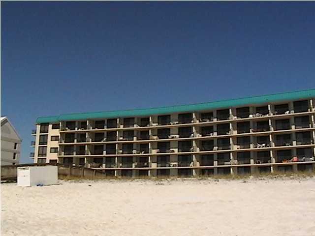 EMERALD SURF CONDO - Residential