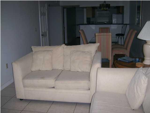 EMERALD SURF CONDO - Residential