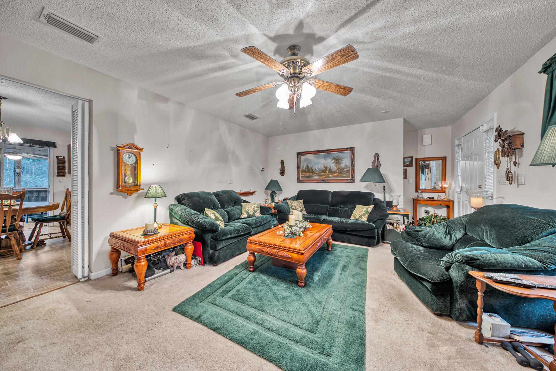 COUNTRY CLUB ESTATES - Residential