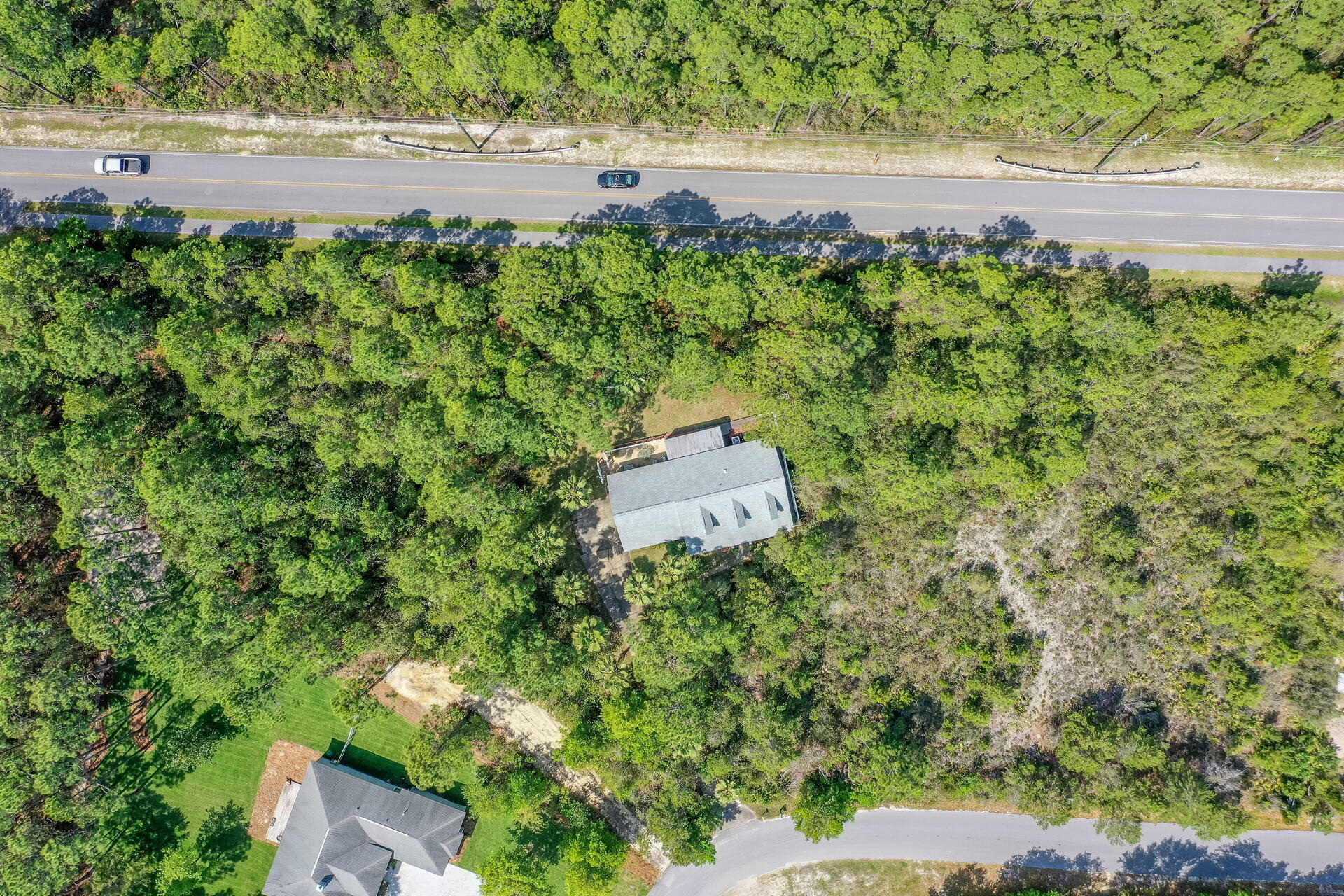 COUNTRY CLUB ESTATES - Residential