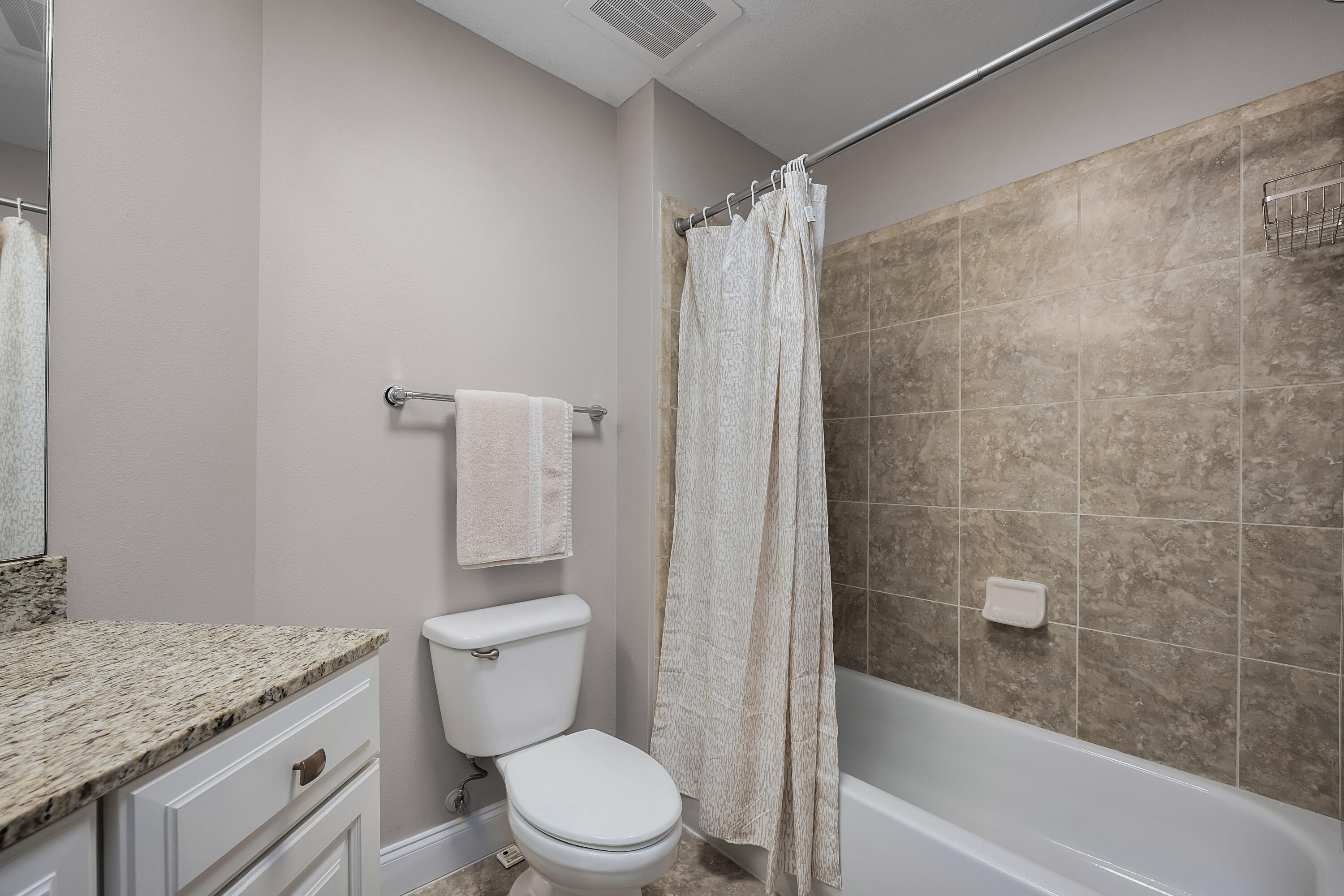 PRESIDIO YACHT CLUB - Residential