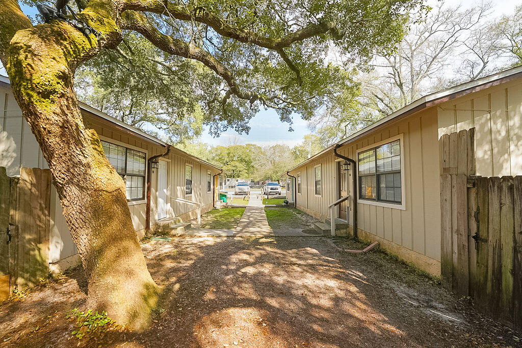 FIELD S/D - Residential