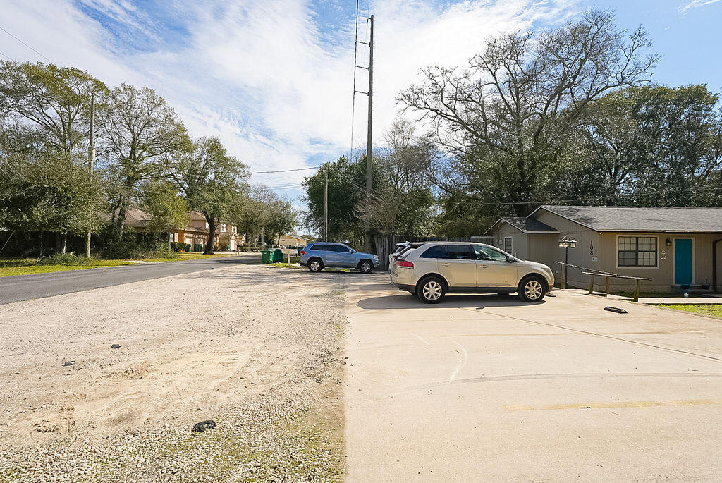 FIELD S/D - Residential