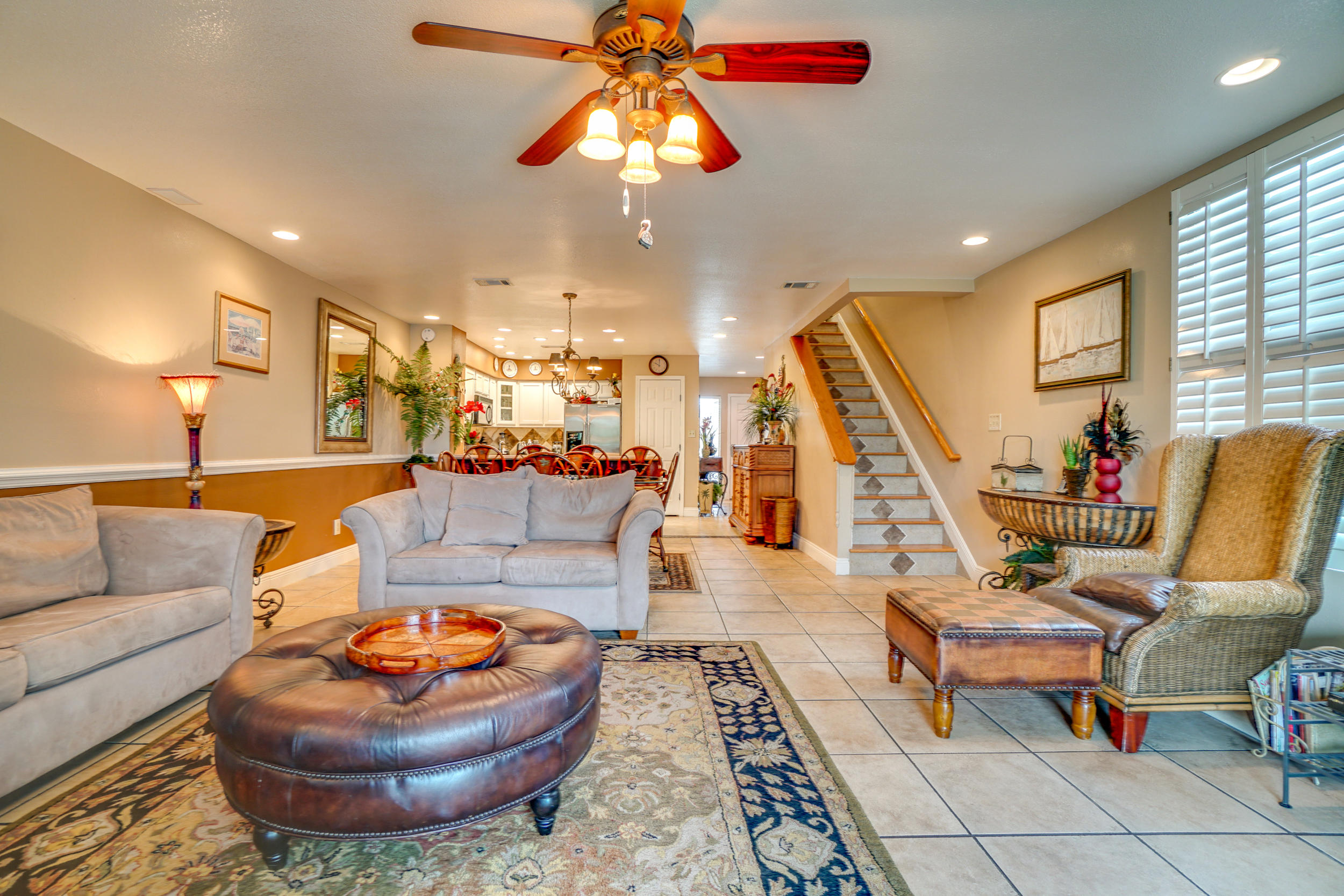 MAINSAIL TOWNHOMES - Residential