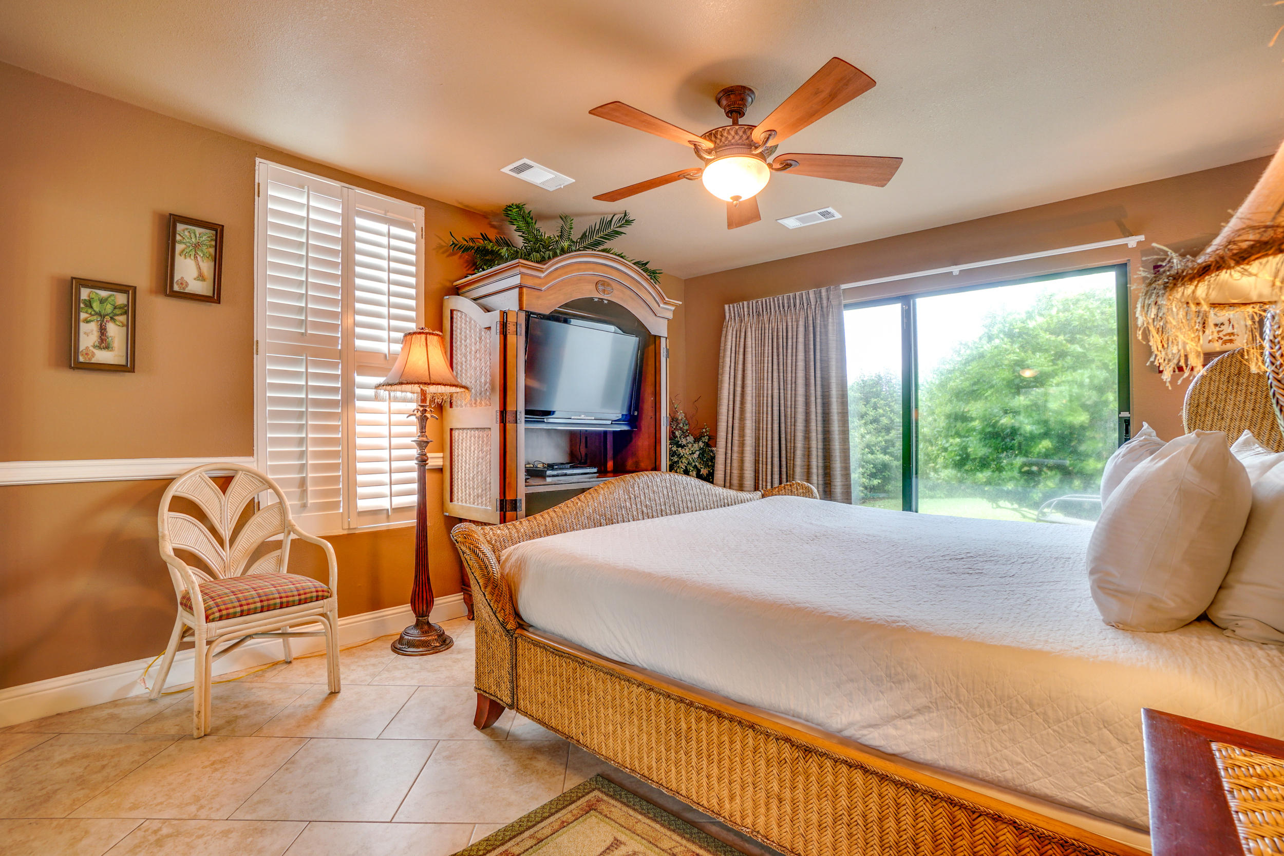 MAINSAIL TOWNHOMES - Residential