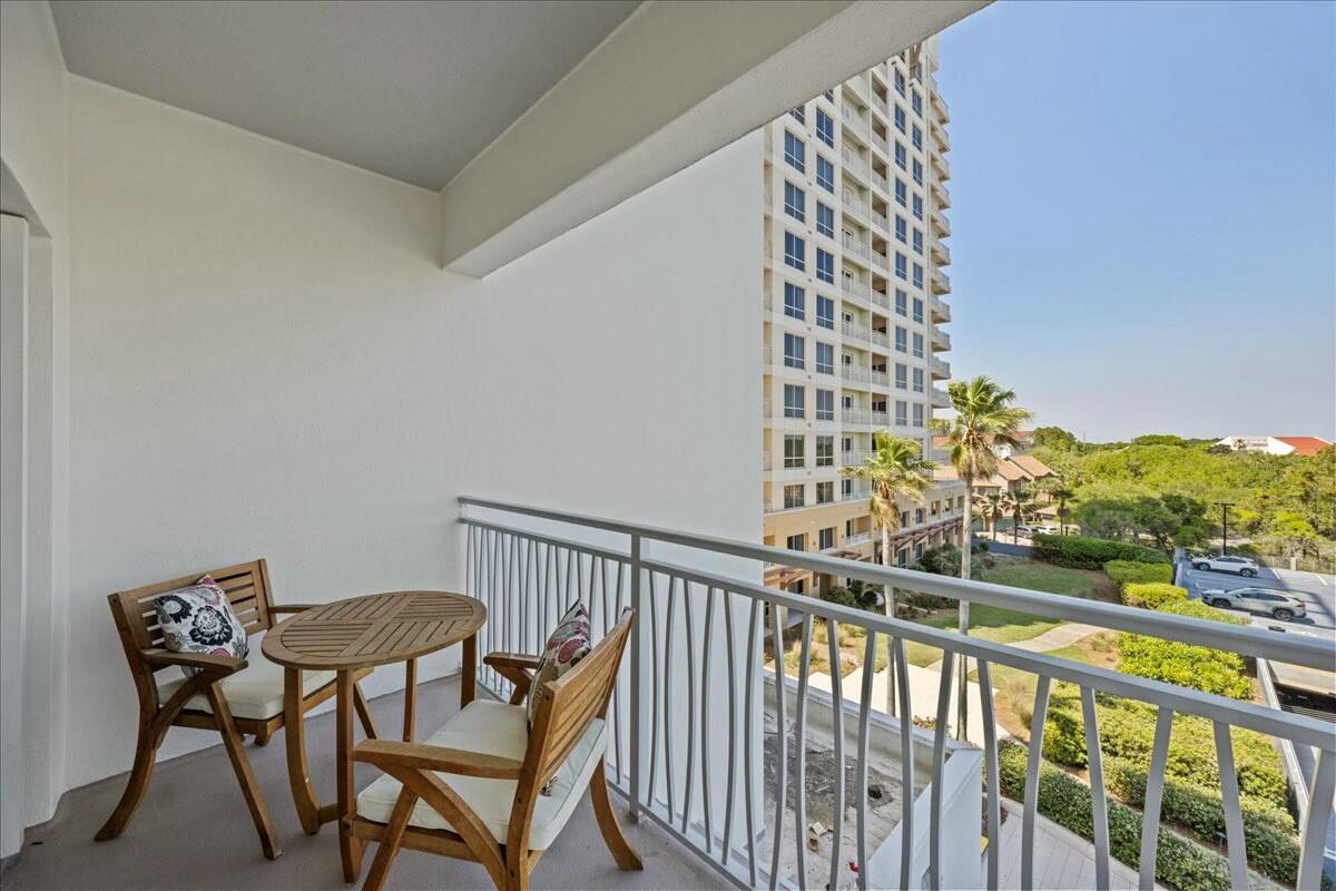LUAU II - Residential