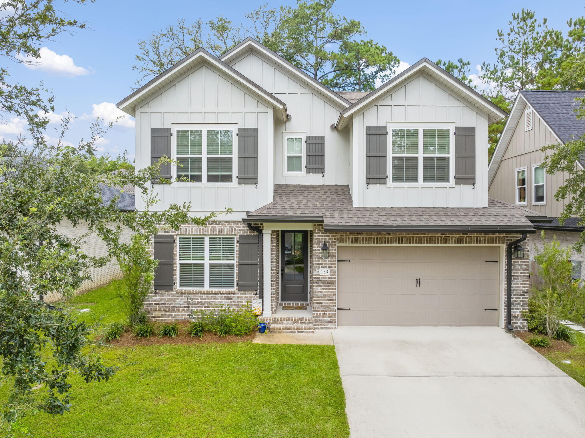 Offered at $415,000, this stunning Randy Wise-built Magnolia floor plan brings together style, space, and comfort in one of Freeport's most sought-after neighborhoods. With 4 bedrooms, 2.5 bathrooms, and 2,376 sq. ft. of well-designed living space, this home is move-in ready and full of thoughtful upgrades.Step inside and you'll notice the bright, open floor plan with 9-foot ceilings and plenty of natural light. The spacious first-floor primary suite is a true retreat, featuring a large walk-in closet and an en-suite bath with dual vanities, 3x5 tiled shower with dual showerheads, and a modern finish.The kitchen is the heart of the home, complete with granite countertops, tile backsplash, and large eat-in island.*Measurements deemed to be accurate but should be confirmed by buyer.