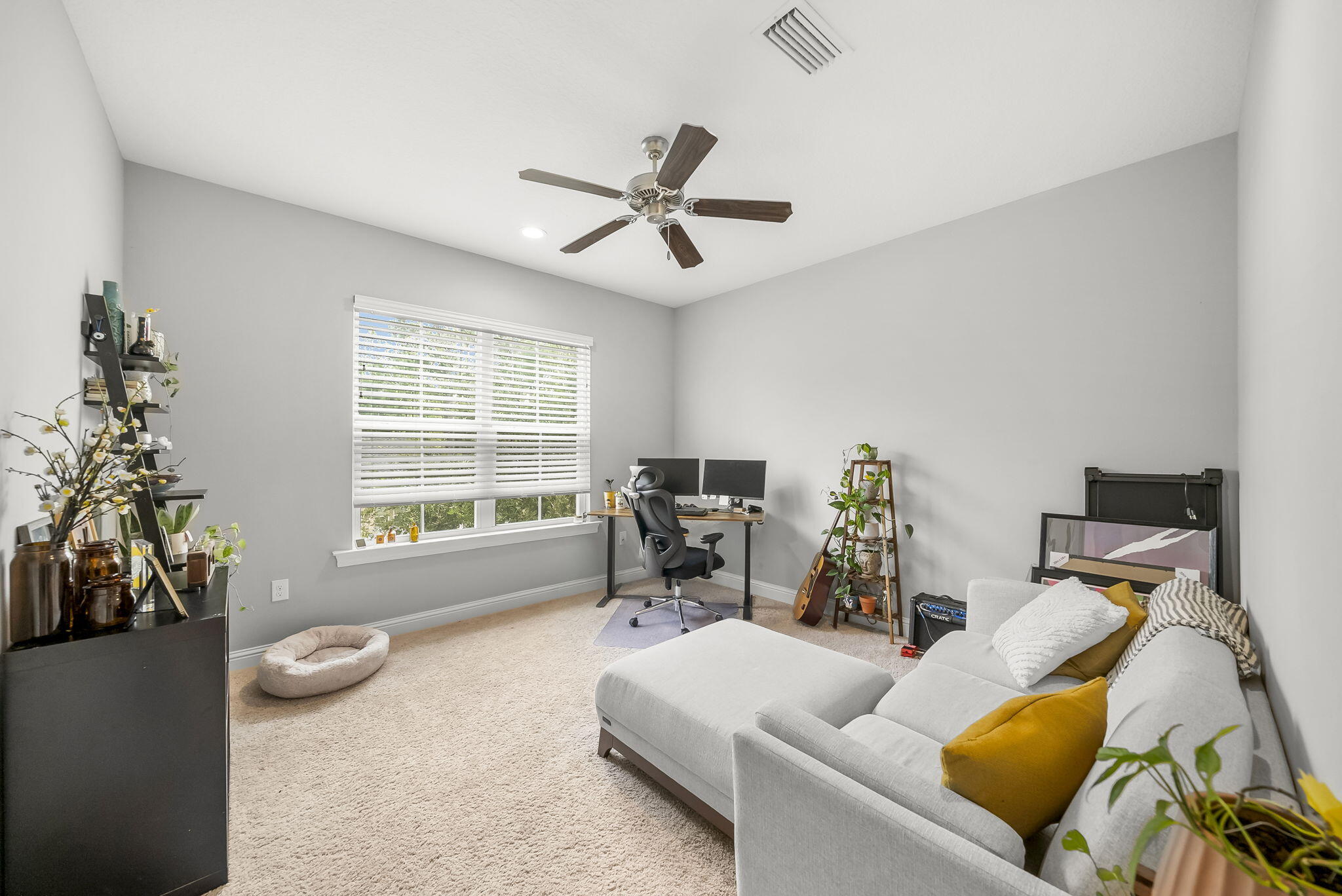 LAUREL OAKS S/D - Residential