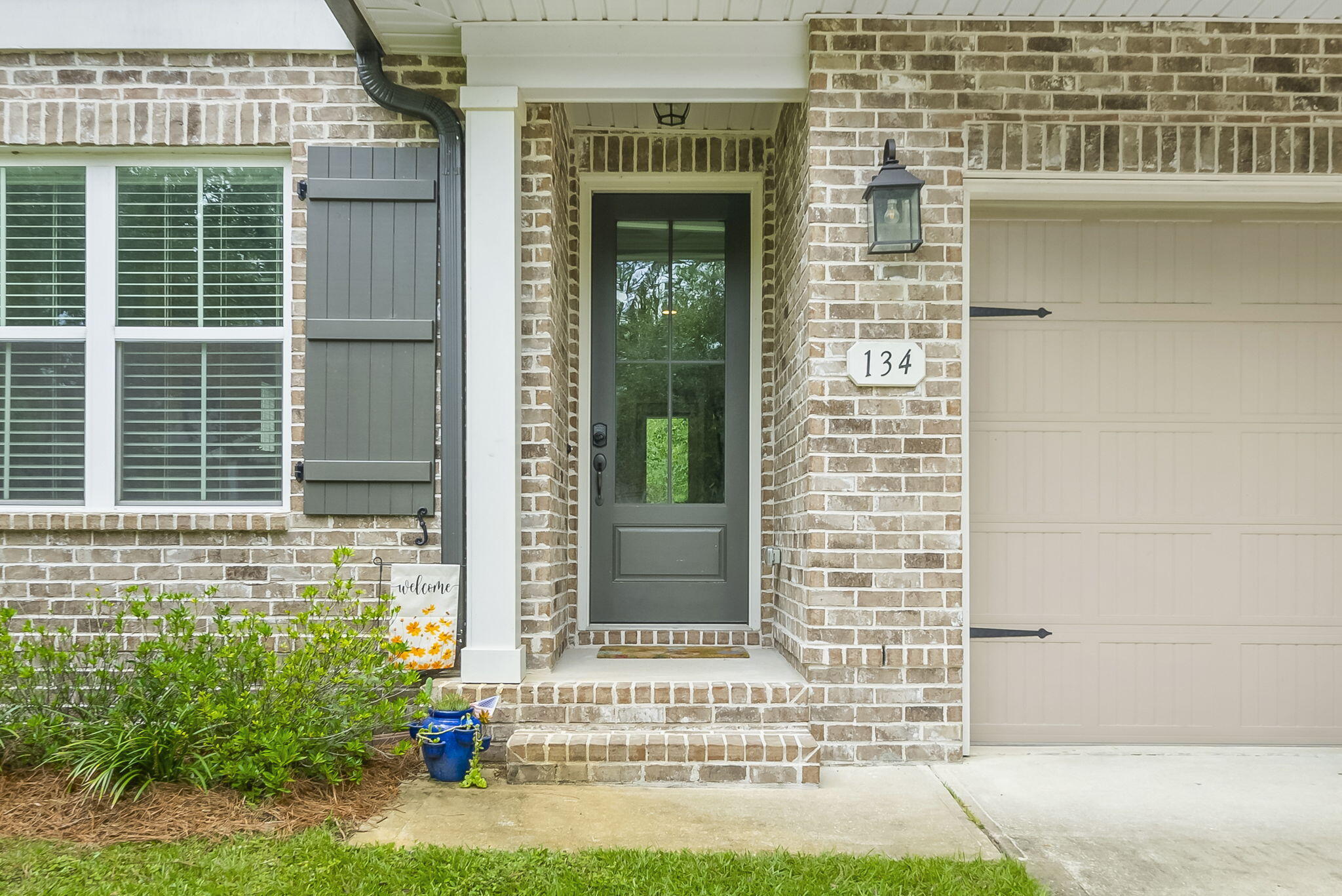 LAUREL OAKS S/D - Residential