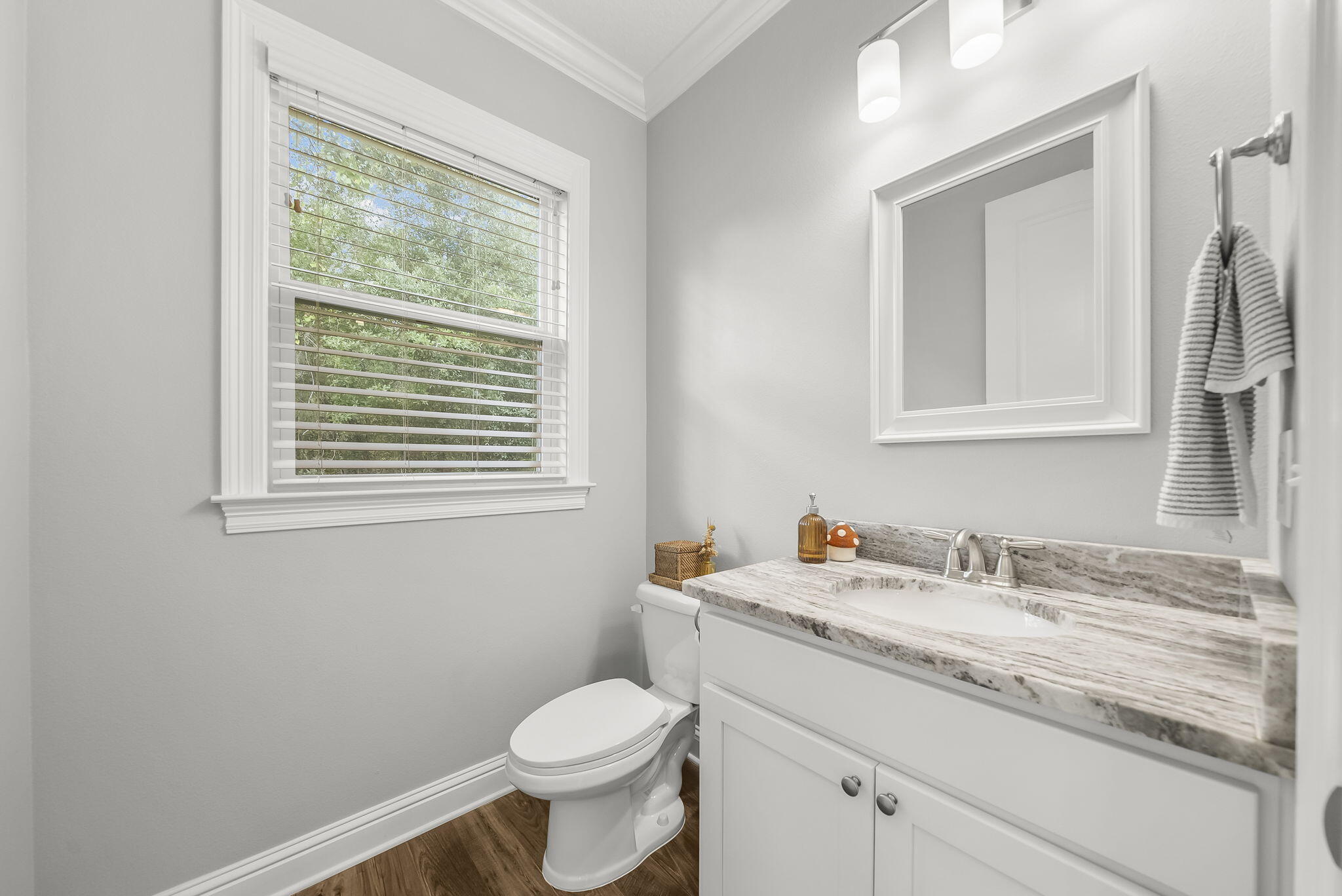 LAUREL OAKS S/D - Residential