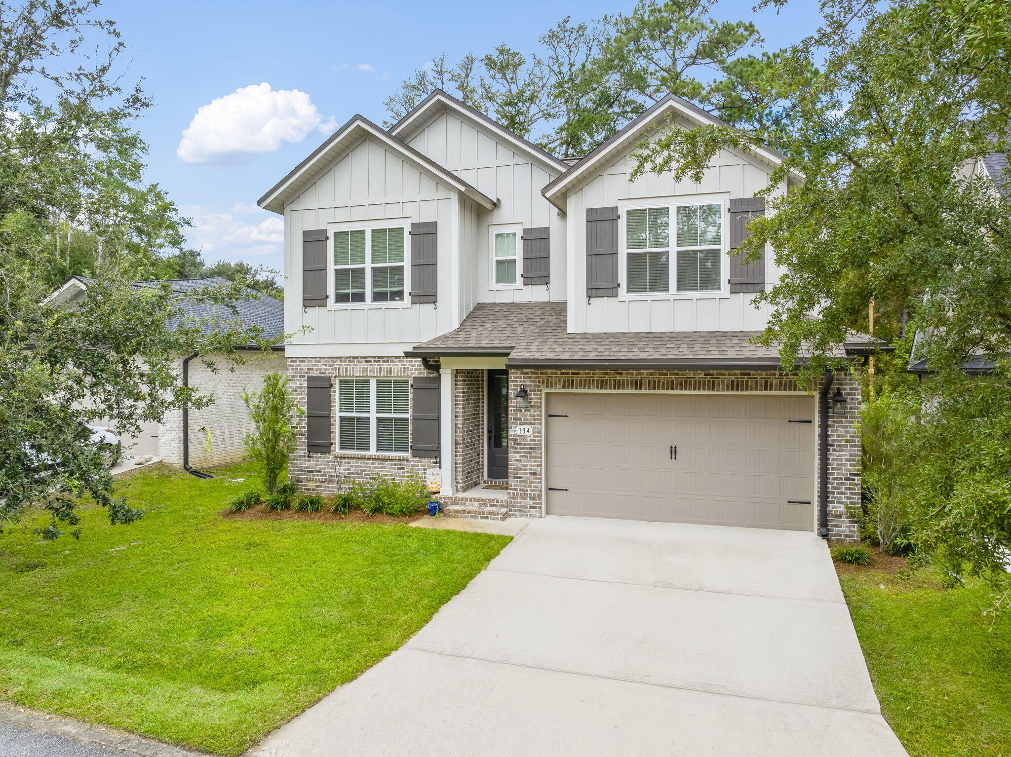 LAUREL OAKS S/D - Residential
