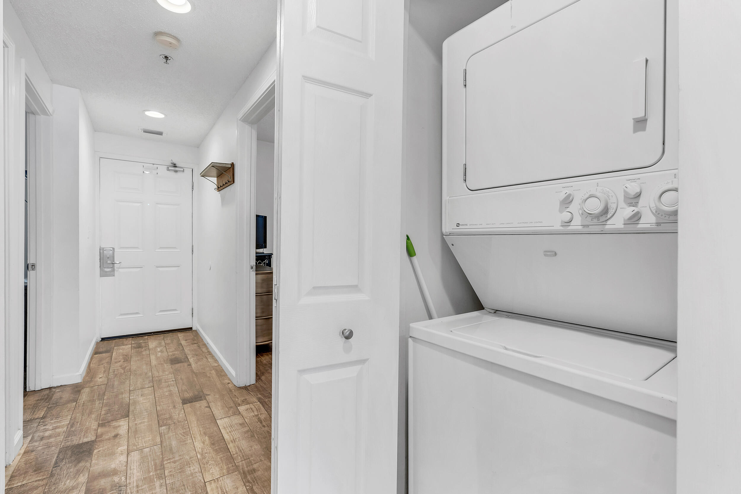 STERLING SANDS CONDO - Residential