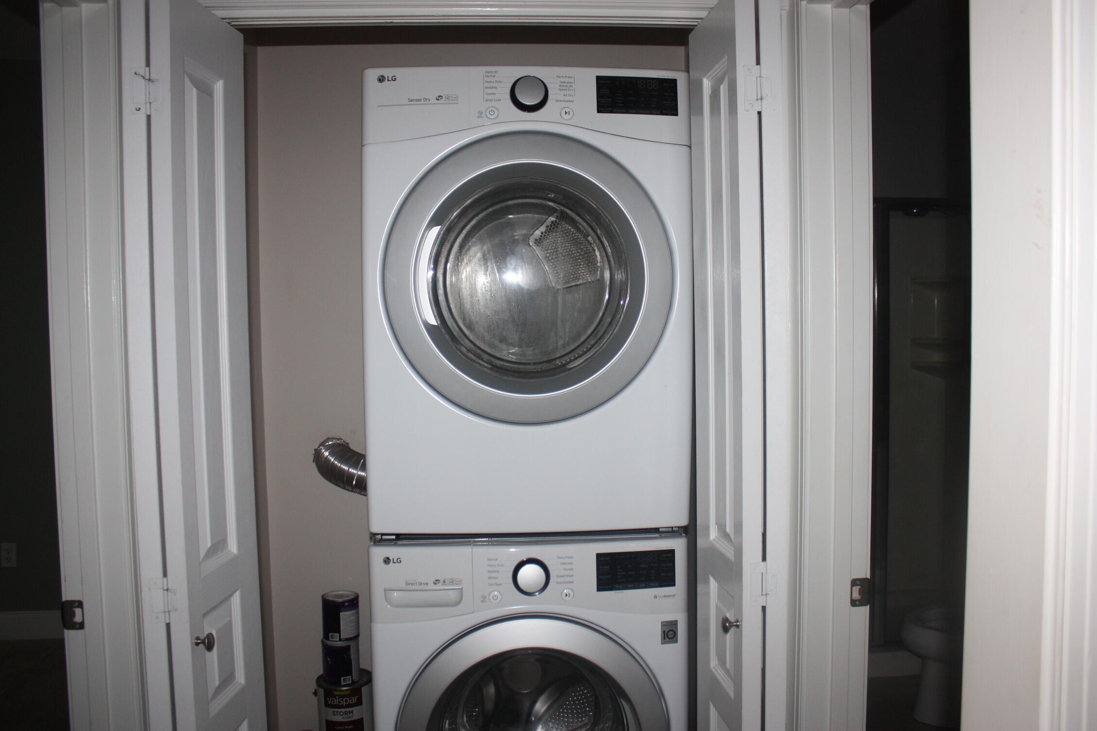 FRENCH QUARTERS - Residential Lease