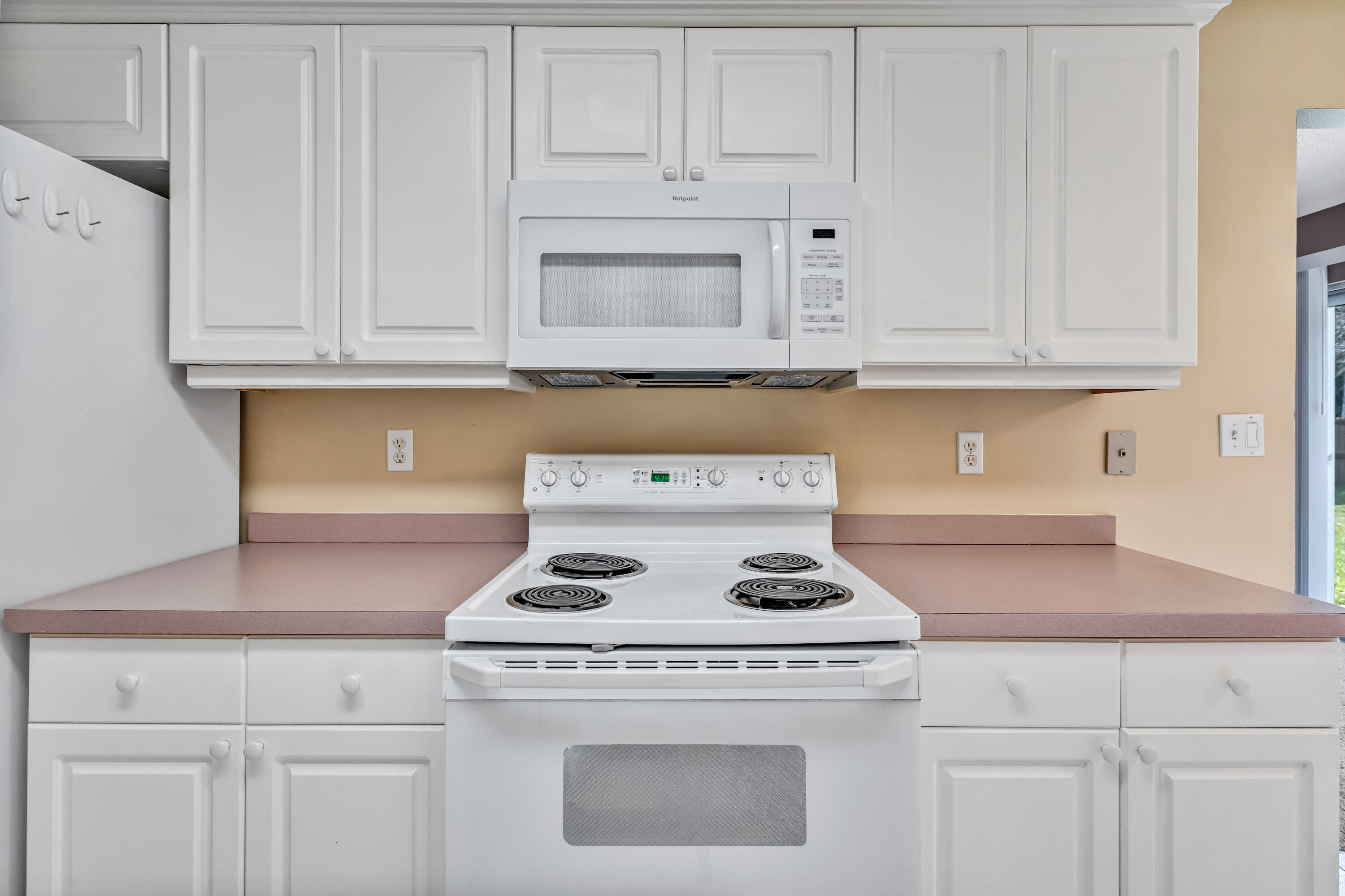 COUNTRYVIEW ESTATES 4TH ADDN PH 6 - Residential