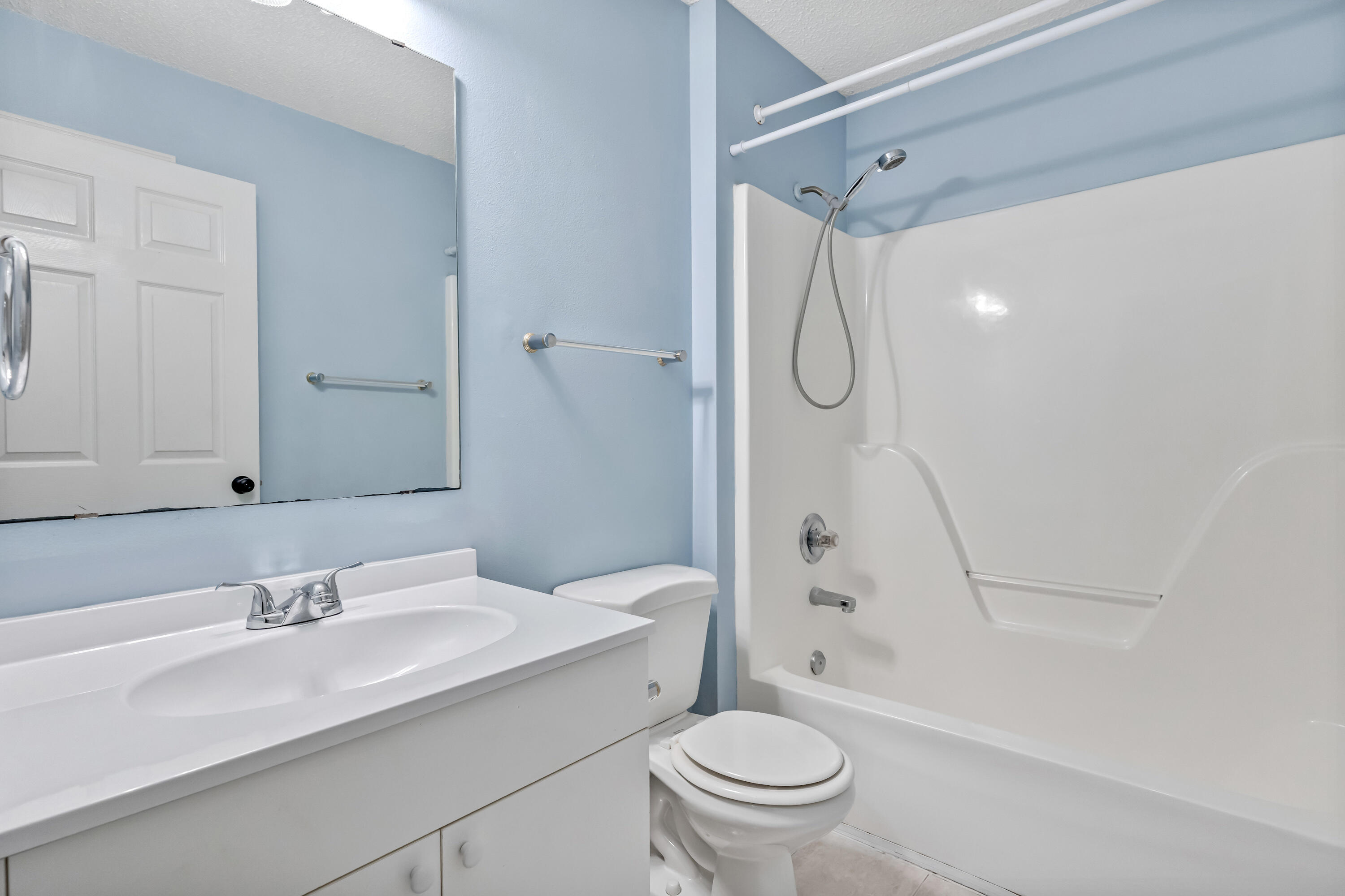 COUNTRYVIEW ESTATES 4TH ADDN PH 6 - Residential