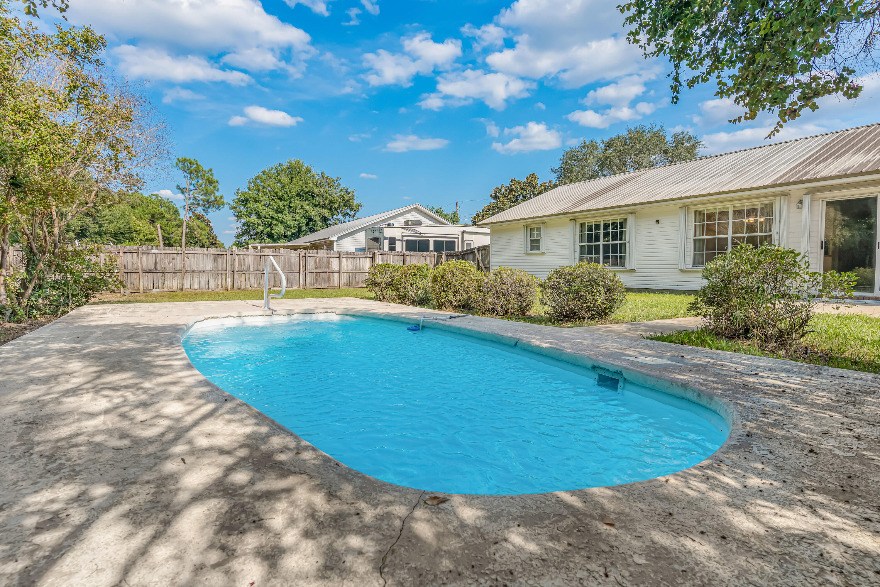 COUNTRYVIEW ESTATES 4TH ADDN PH 6 - Residential