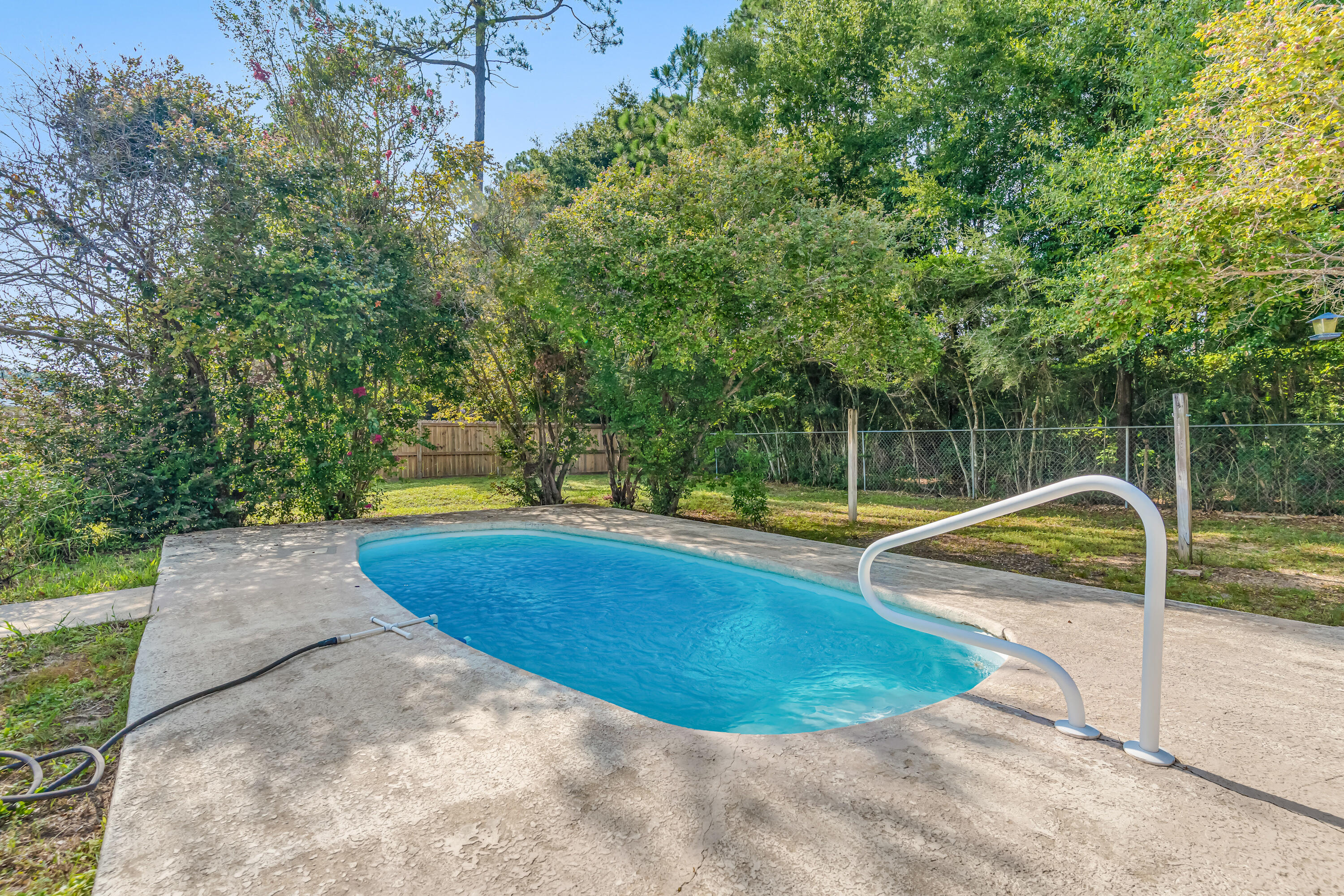 COUNTRYVIEW ESTATES 4TH ADDN PH 6 - Residential