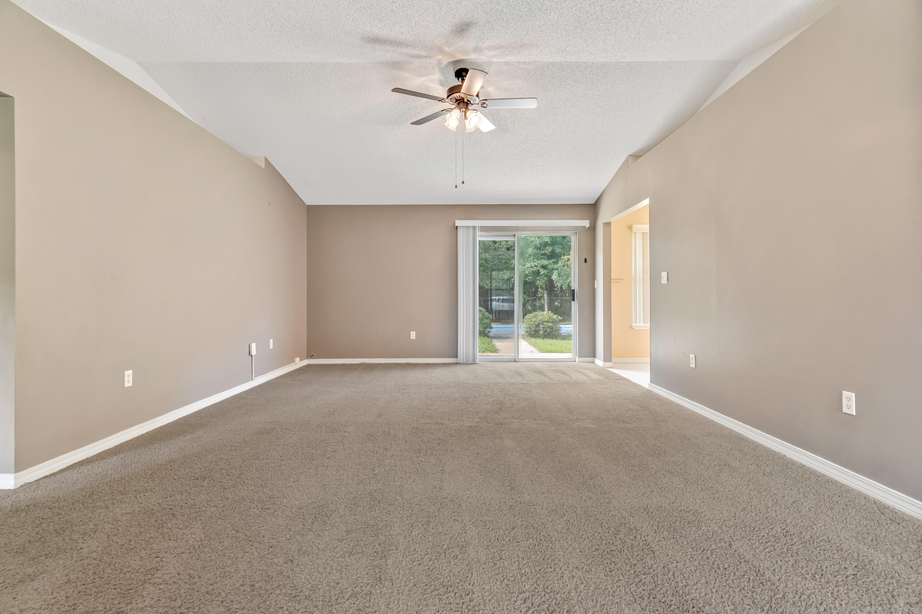 COUNTRYVIEW ESTATES 4TH ADDN PH 6 - Residential