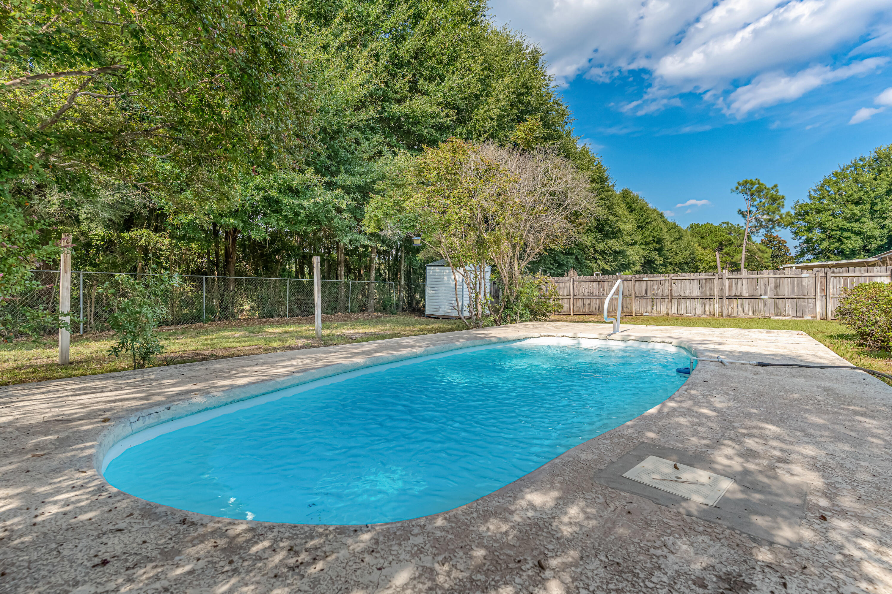COUNTRYVIEW ESTATES 4TH ADDN PH 6 - Residential