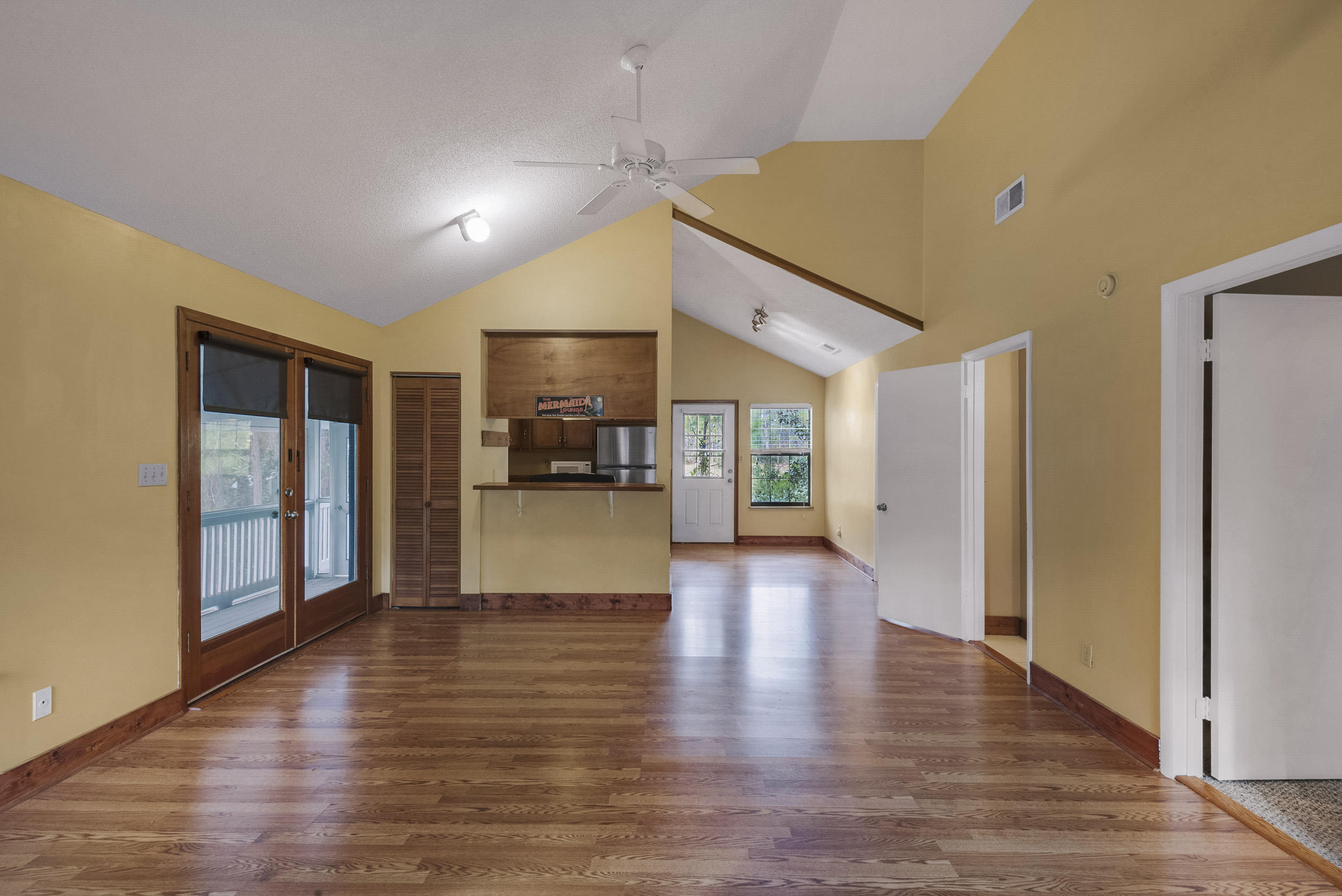 NO RECORDED SUBDIVISION - Residential