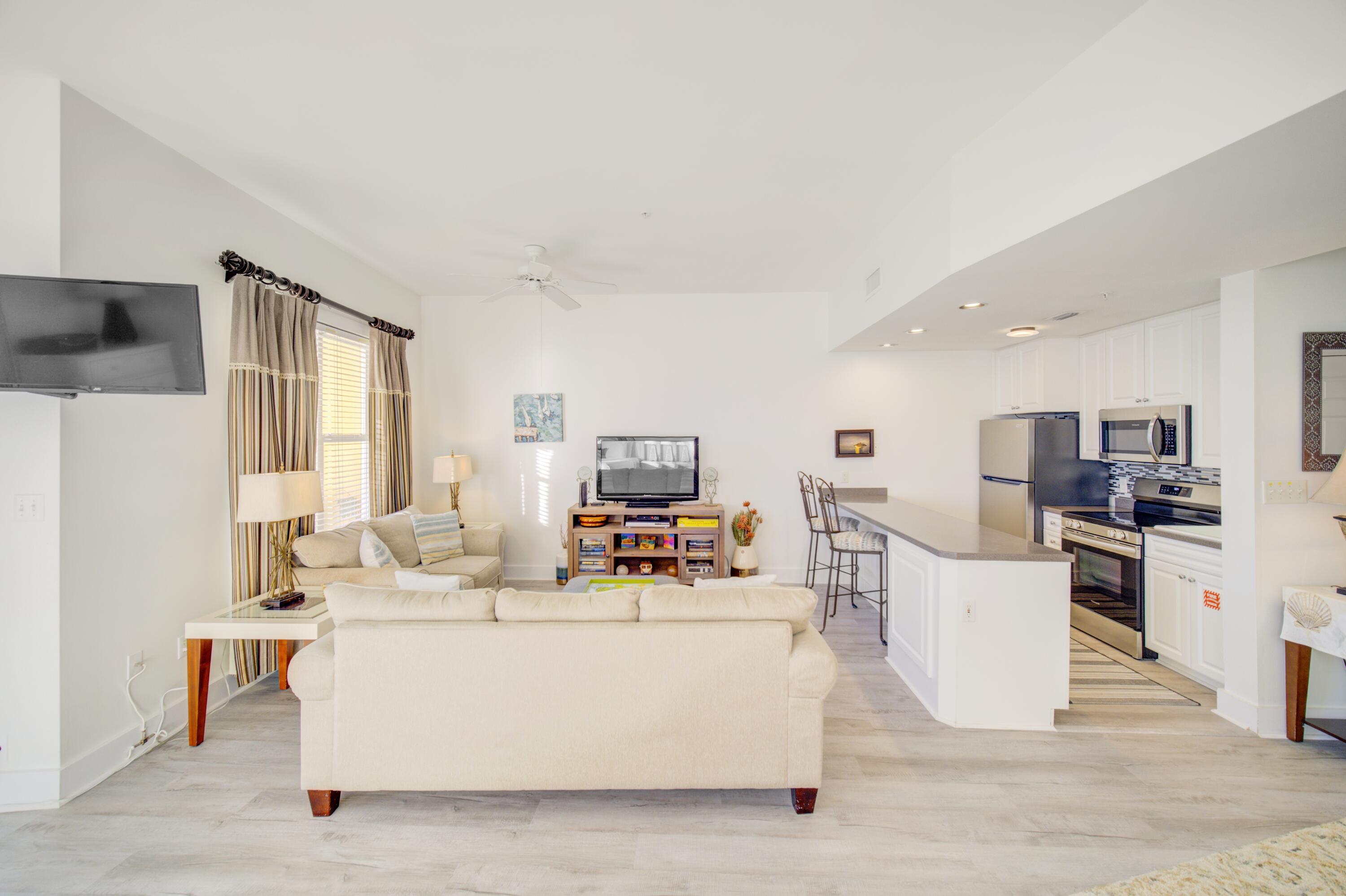 INN AT GULF PLACE - Residential