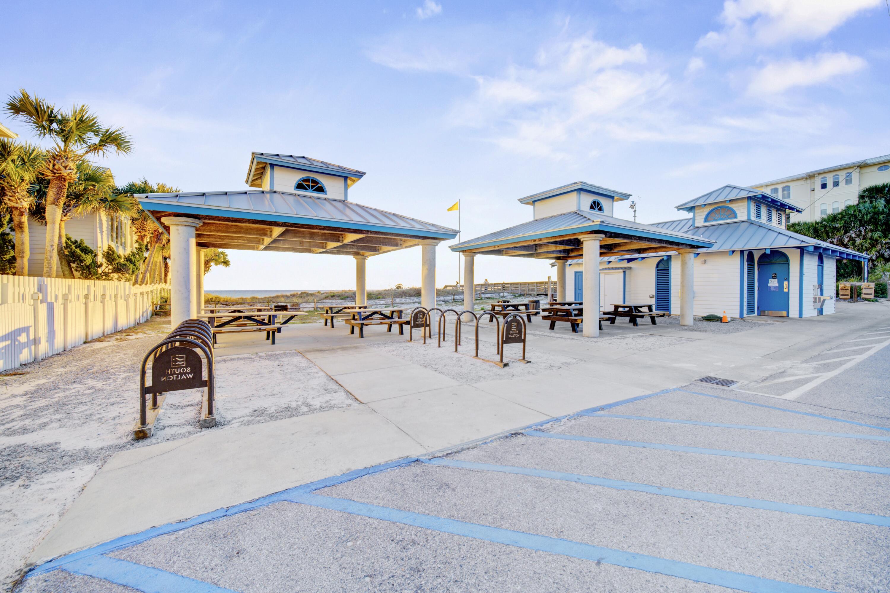 INN AT GULF PLACE - Residential