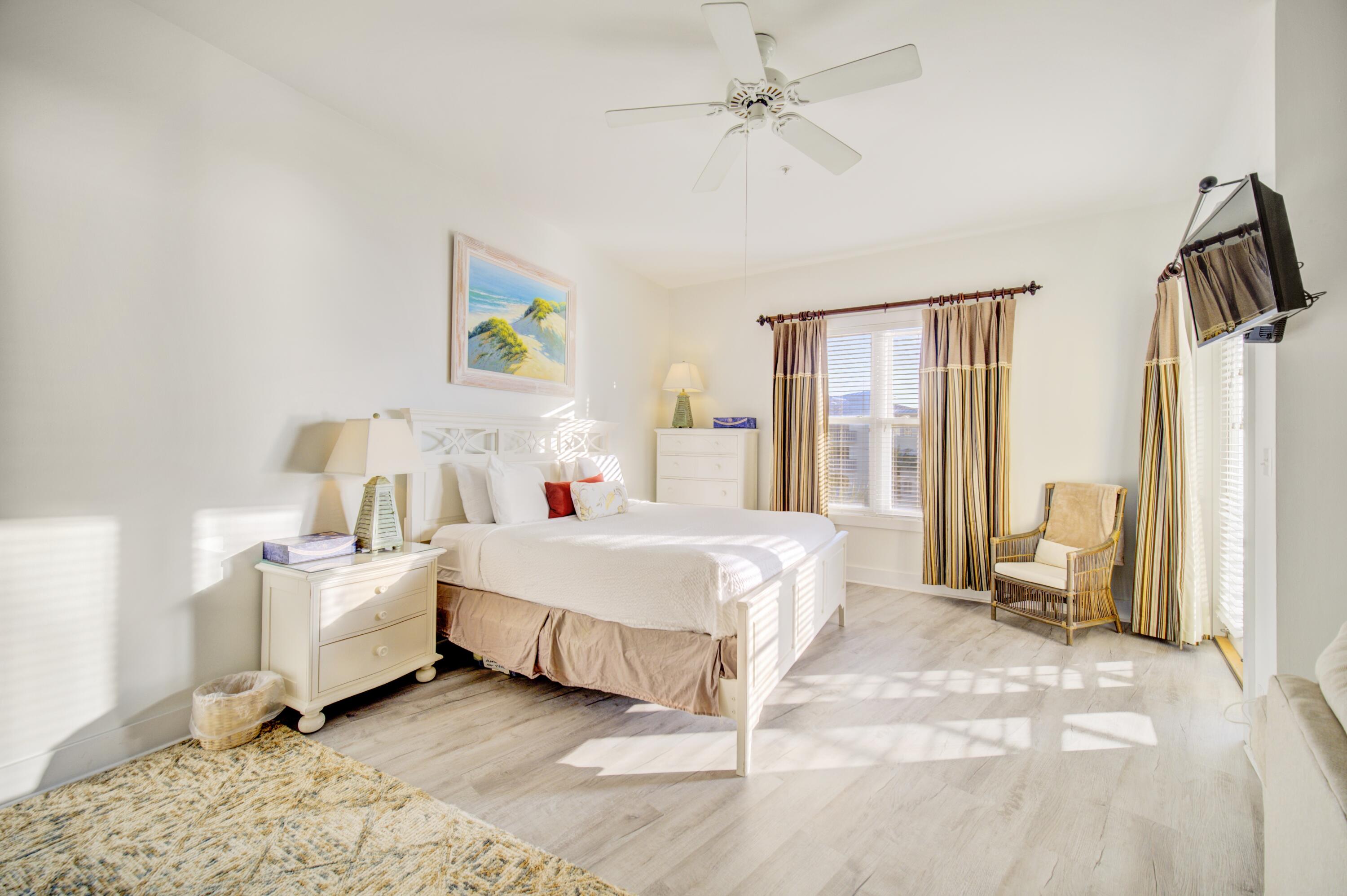 INN AT GULF PLACE - Residential